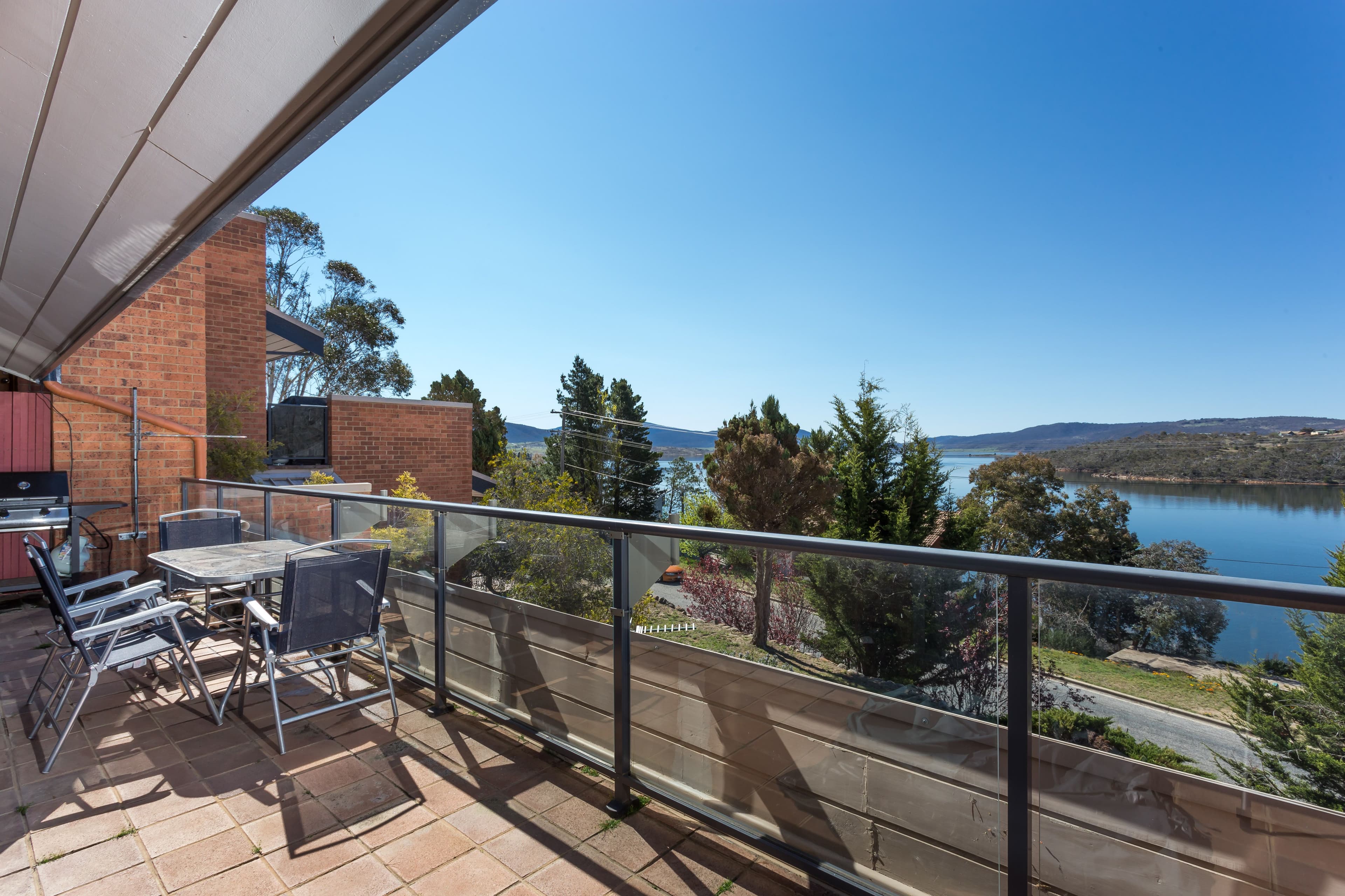8 Townsend Street, Jindabyne NSW 2627, Jindabyne - Image 1