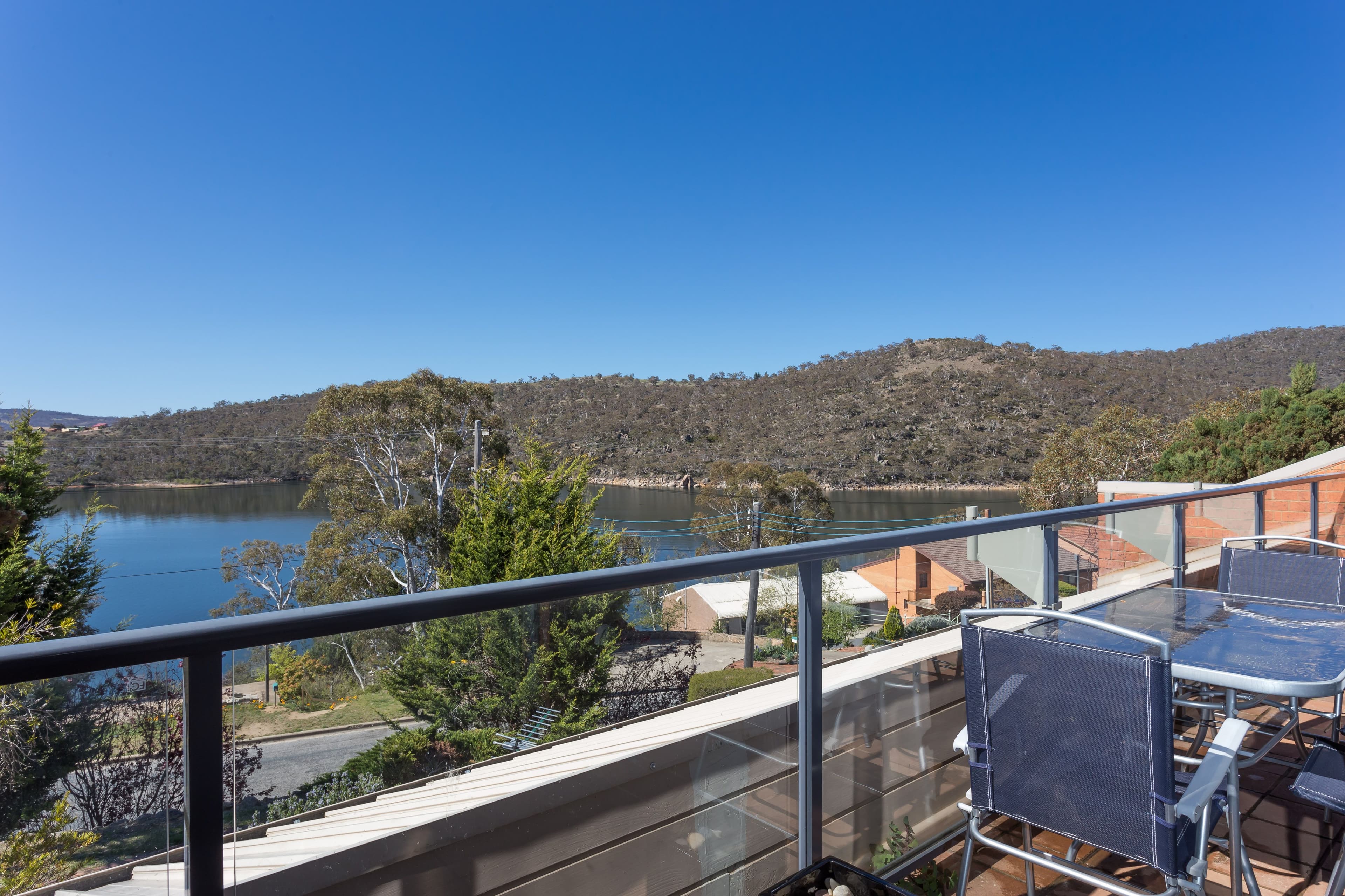 8 Townsend Street, Jindabyne NSW 2627, Jindabyne - Thumbnail 2
