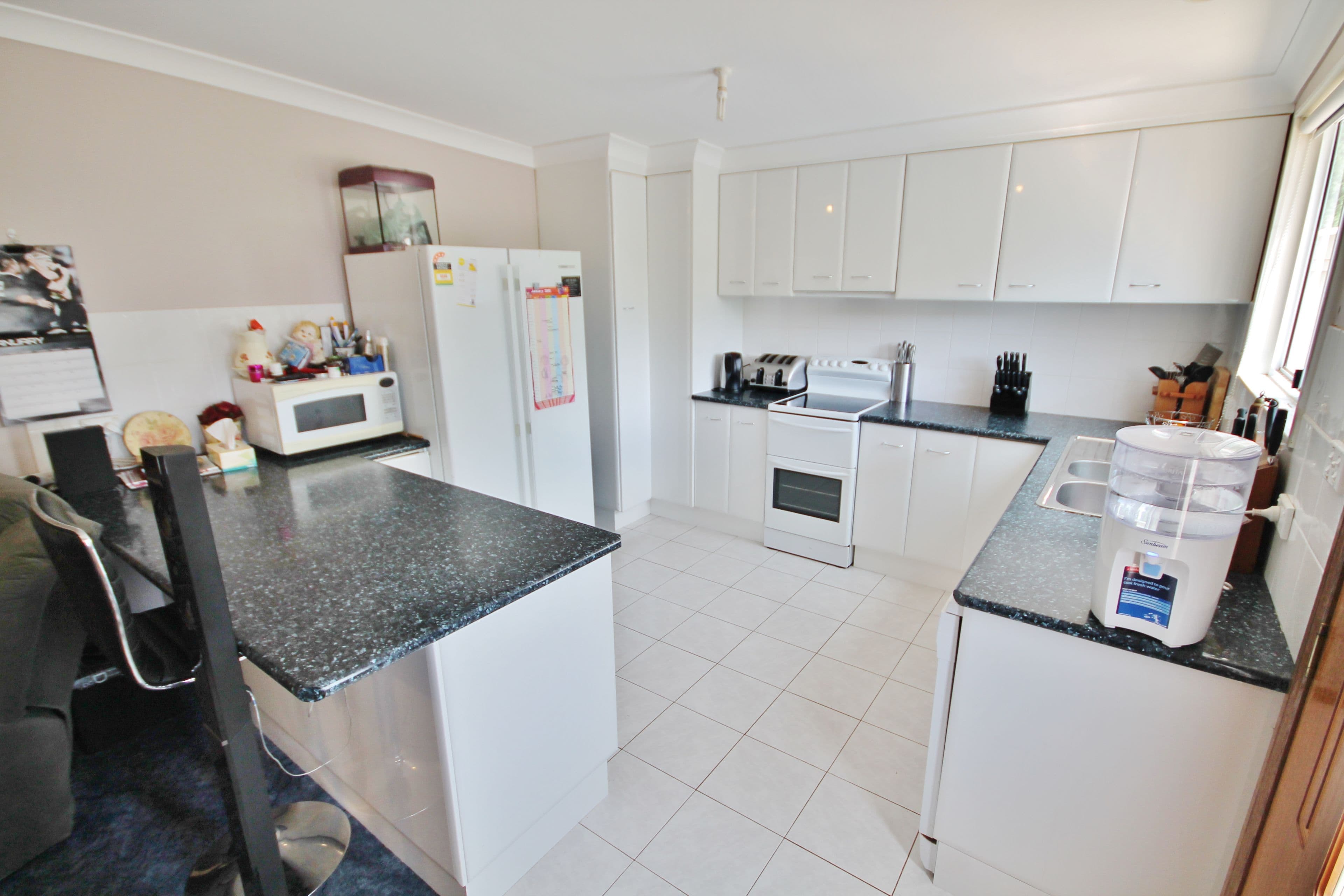 70 Jacksons Road, Young - Thumbnail 3
