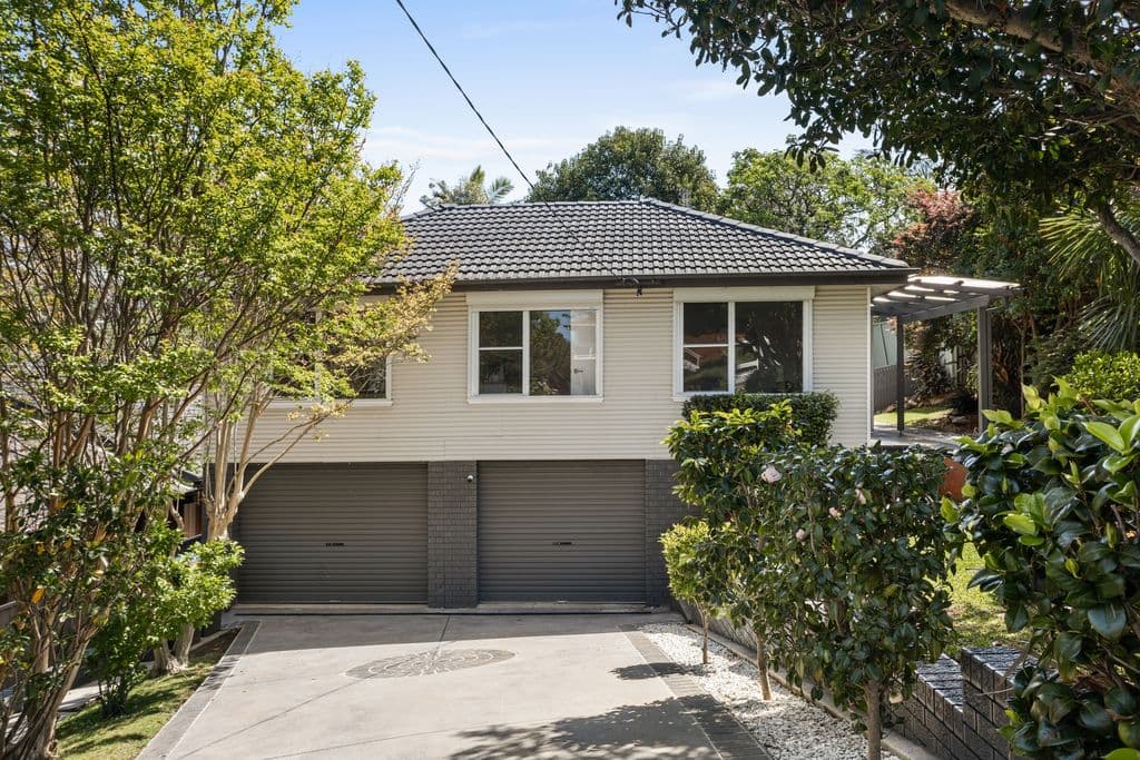 12 Koloona Avenue, Figtree - Image 1