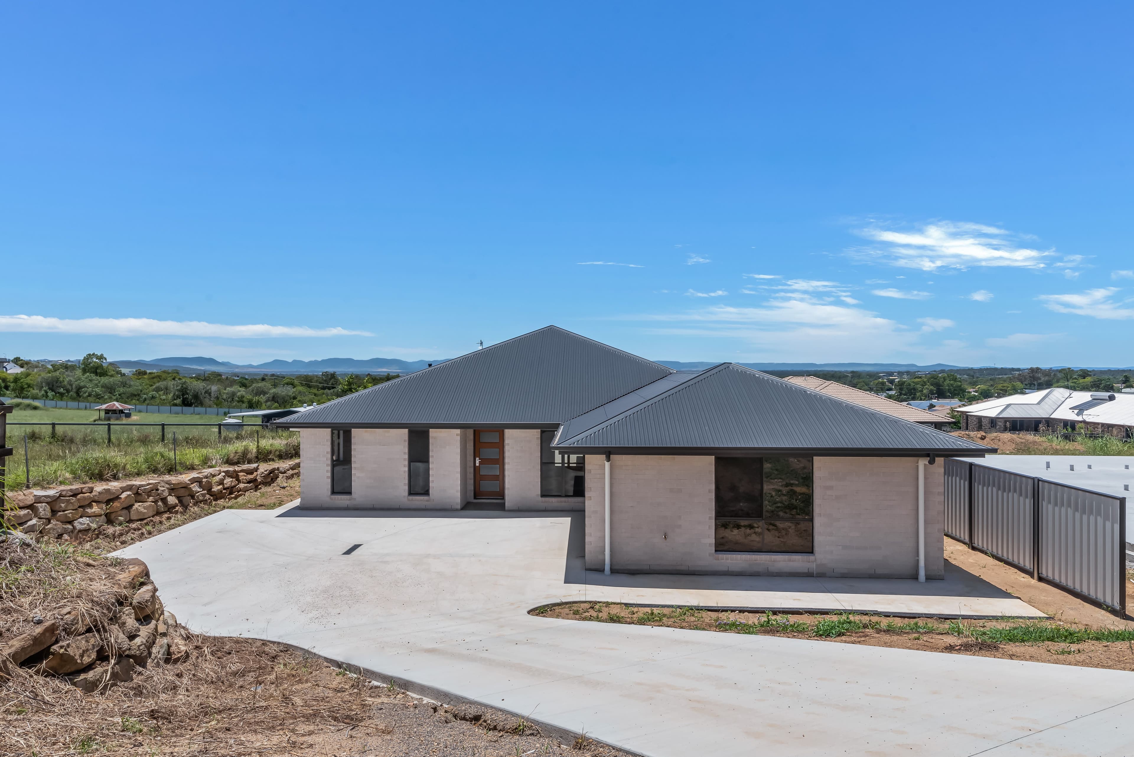 36 Chant Drive, Rosenthal Heights QLD 4370, Rosenthal Heights - Thumbnail 2