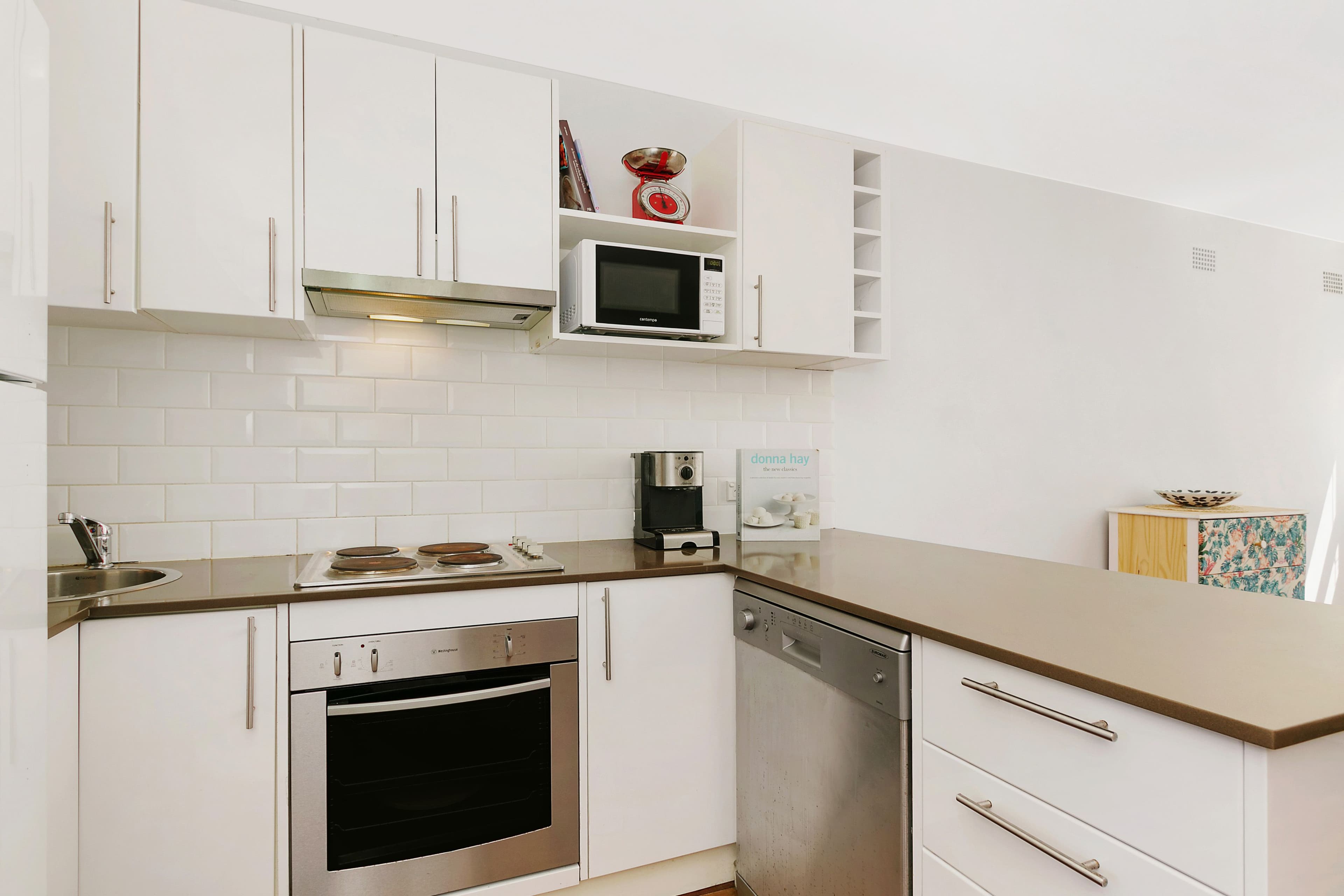 83 Carrington Parade, Curl Curl NSW 2096, Curl Curl - Thumbnail 4