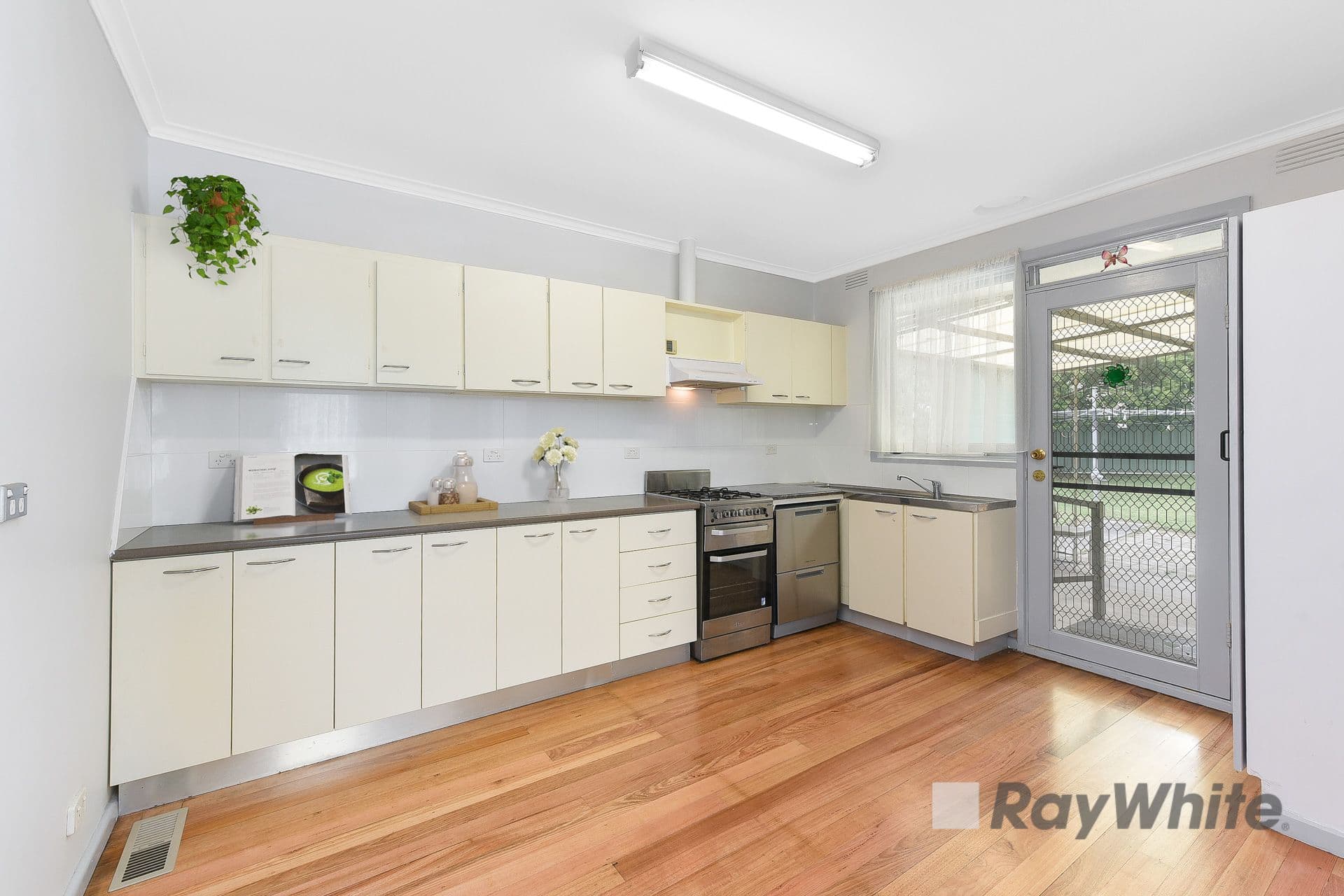 3 Sandy Court, Dandenong North VIC 3175, Dandenong North - Thumbnail 3
