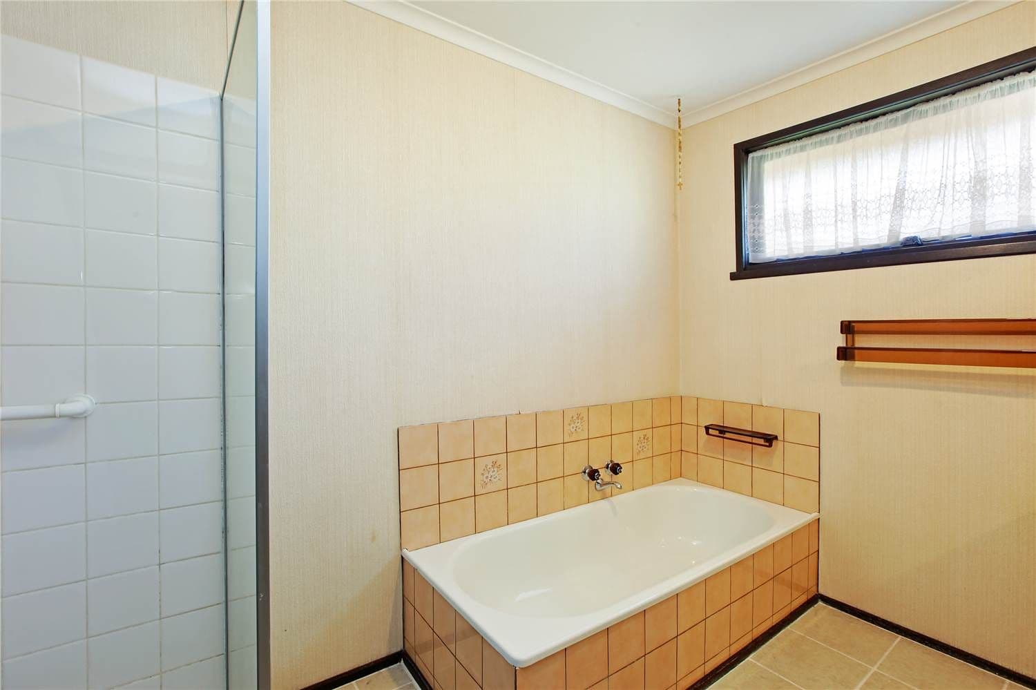 240 Anakie Road, BELL PARK VIC 3215, Bell Park - Thumbnail 5