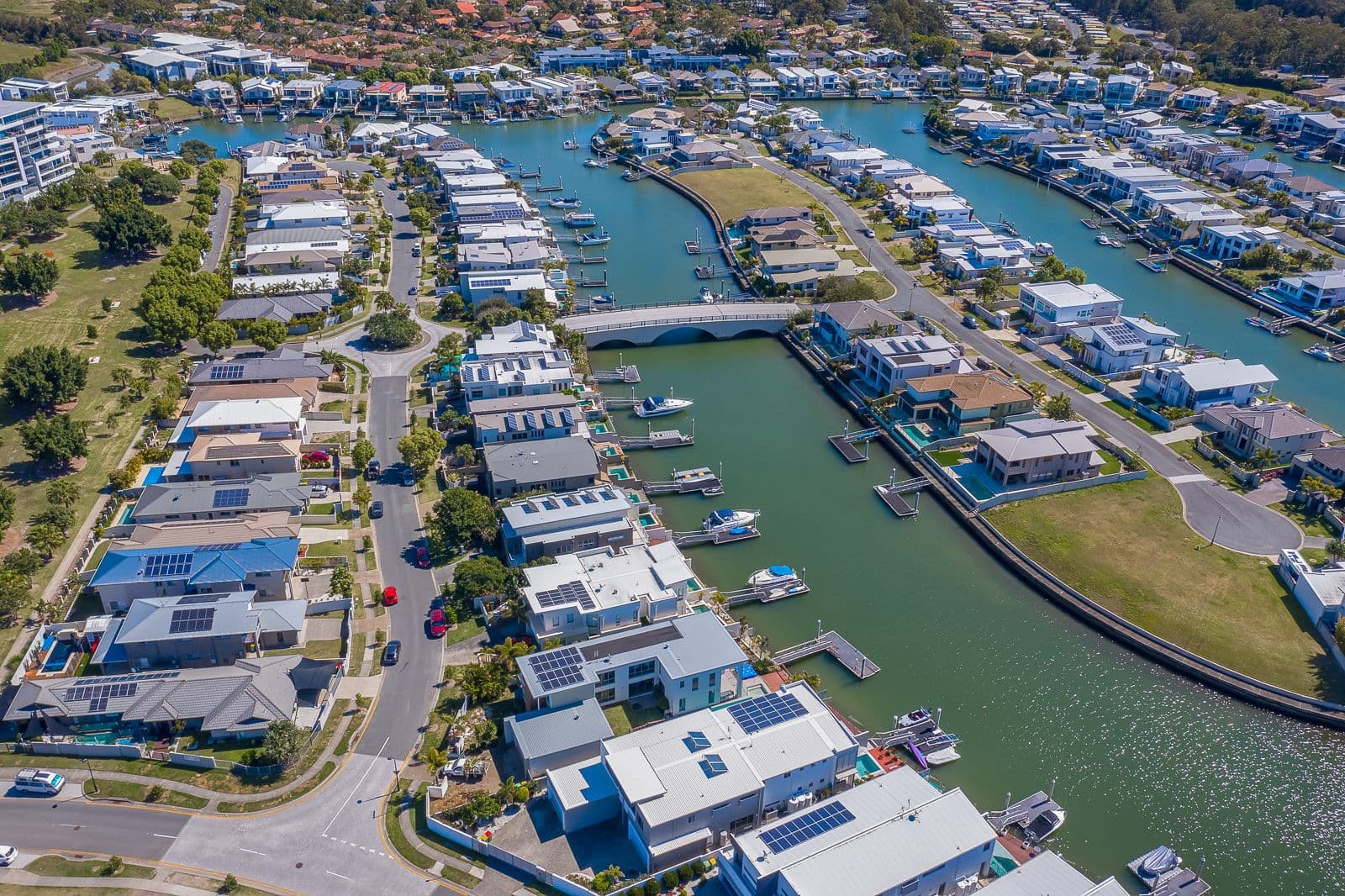 8 Middle Quay Drive, Biggera Waters QLD 4216, Biggera Waters - Thumbnail 5