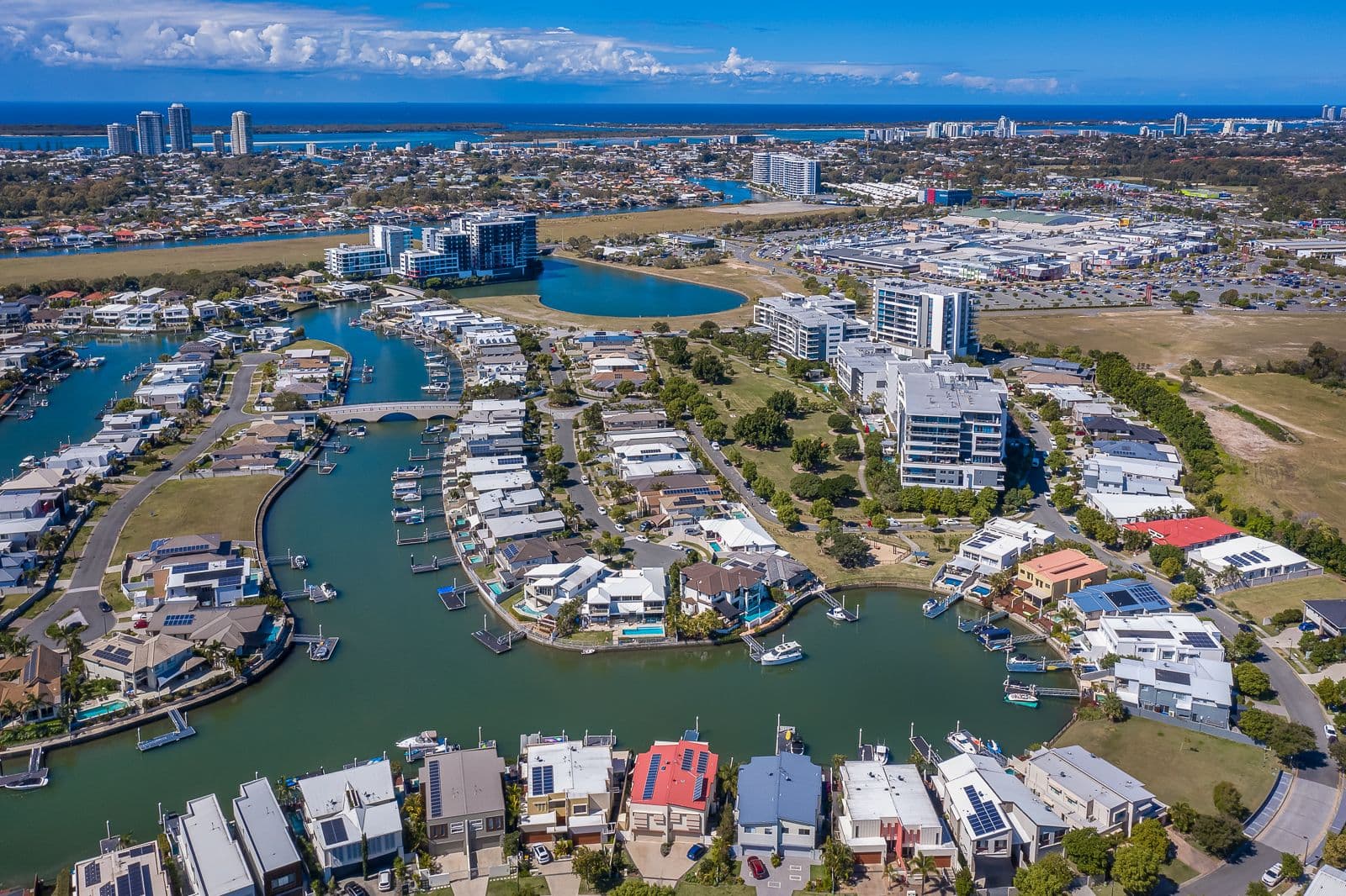 8 Middle Quay Drive, Biggera Waters QLD 4216, Biggera Waters - Thumbnail 7