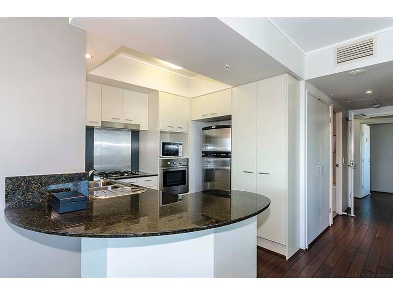 1701 'Broadbeach on the Park' 2685 Gold Coast Highway, Broadbeach QLD 4218, Broadbeach - Thumbnail 3