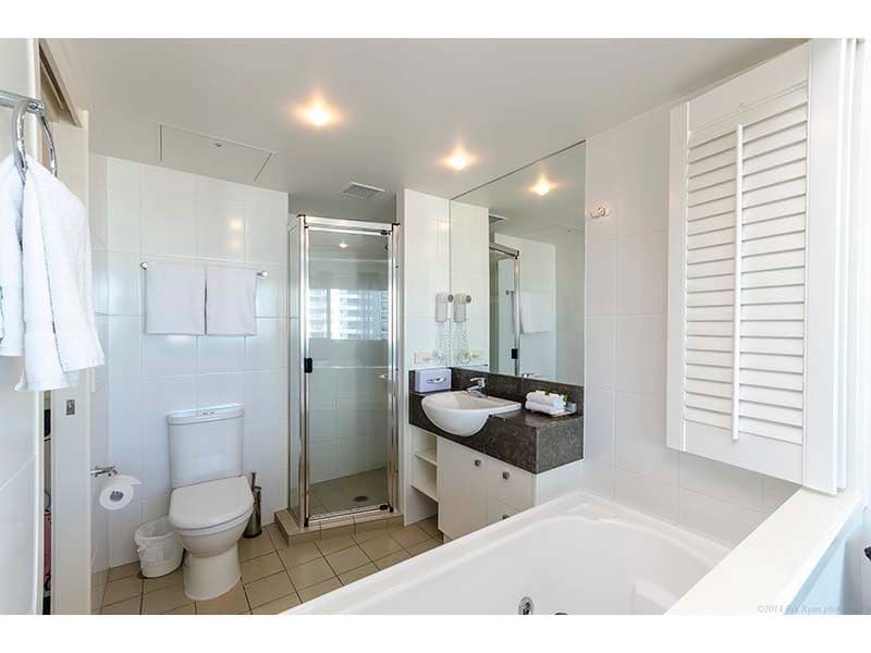1701 'Broadbeach on the Park' 2685 Gold Coast Highway, Broadbeach QLD 4218, Broadbeach - Thumbnail 7