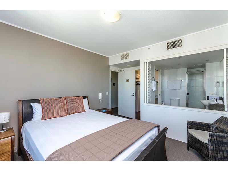 1701 'Broadbeach on the Park' 2685 Gold Coast Highway, Broadbeach QLD 4218, Broadbeach - Thumbnail 8
