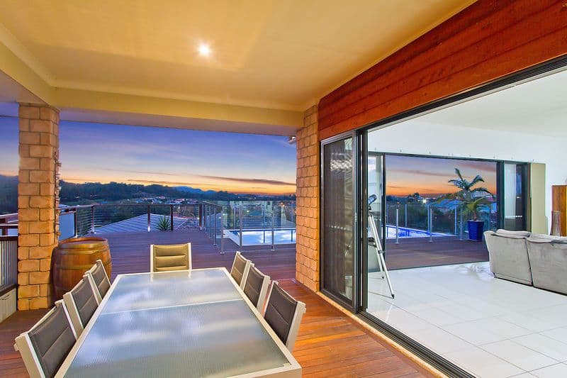 4  Orchna Street, BURLEIGH HEADS QLD 4220, Burleigh Heads - Thumbnail 2
