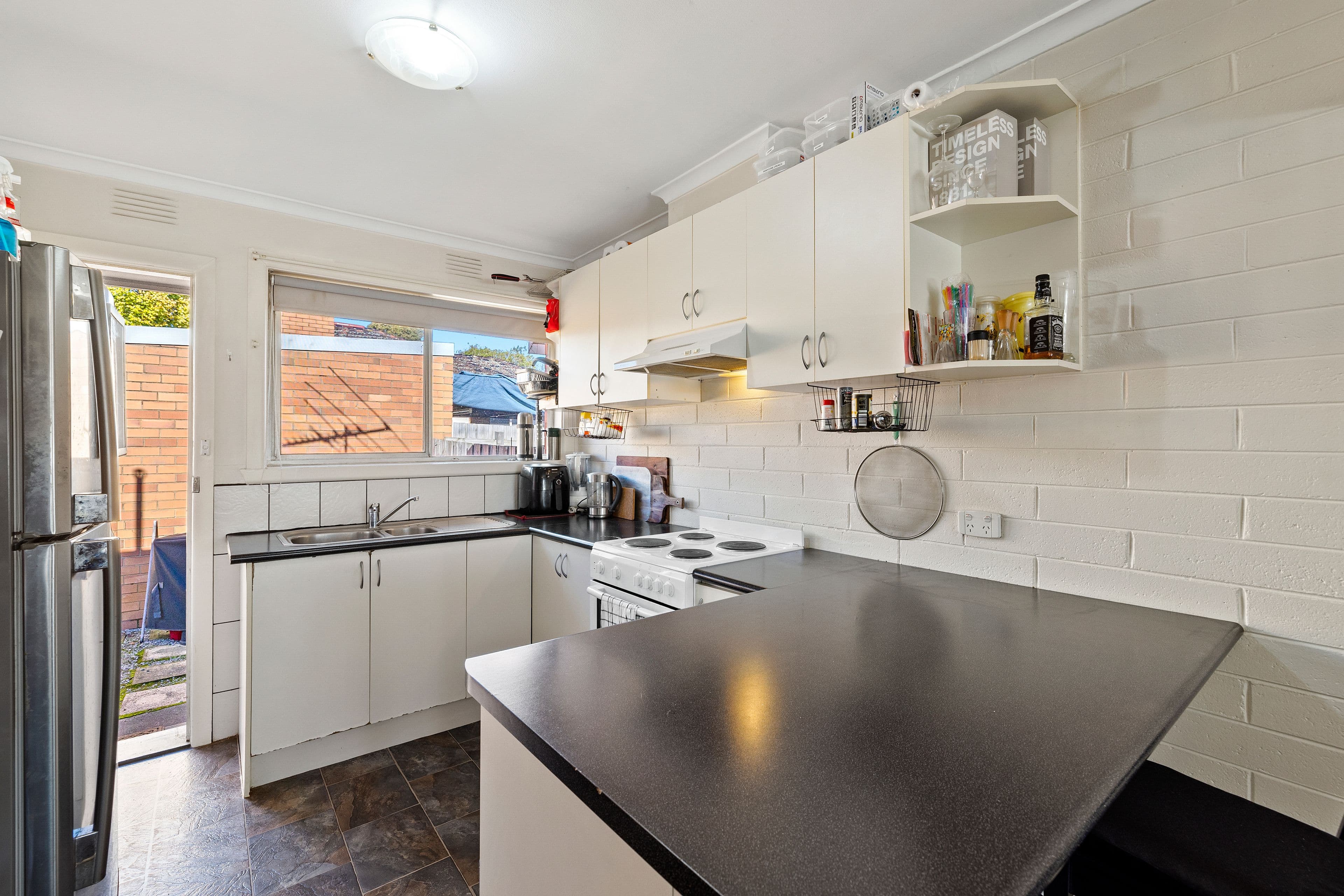 23 Begonia Avenue, Bayswater VIC 3153, Bayswater - Thumbnail 2