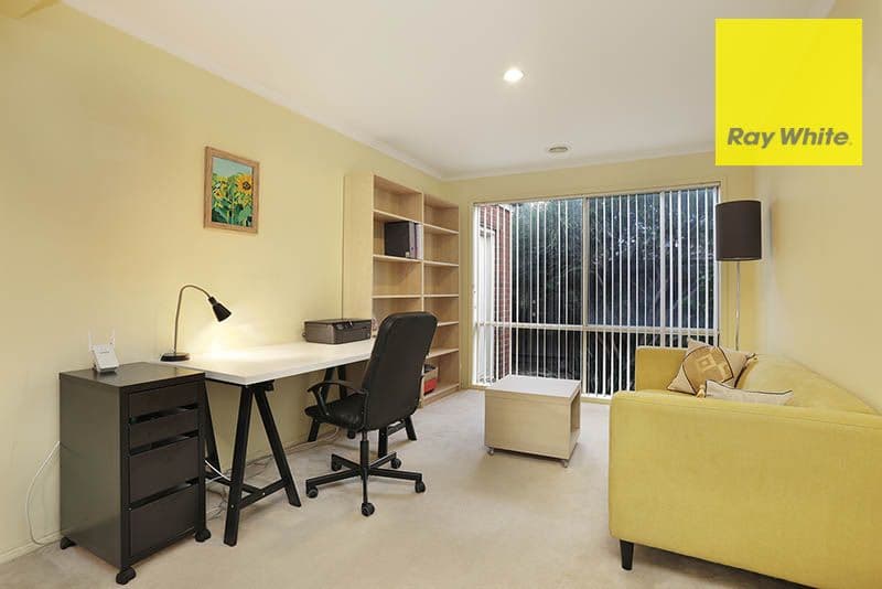 72 Lennon Boulevard, Point Cook VIC 3030, Point Cook - Thumbnail 3