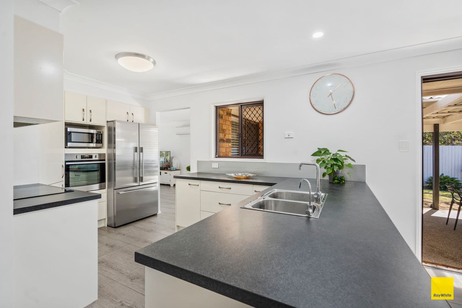 75 Chatsworth Circuit, Capalaba QLD 4157, Capalaba - Thumbnail 4