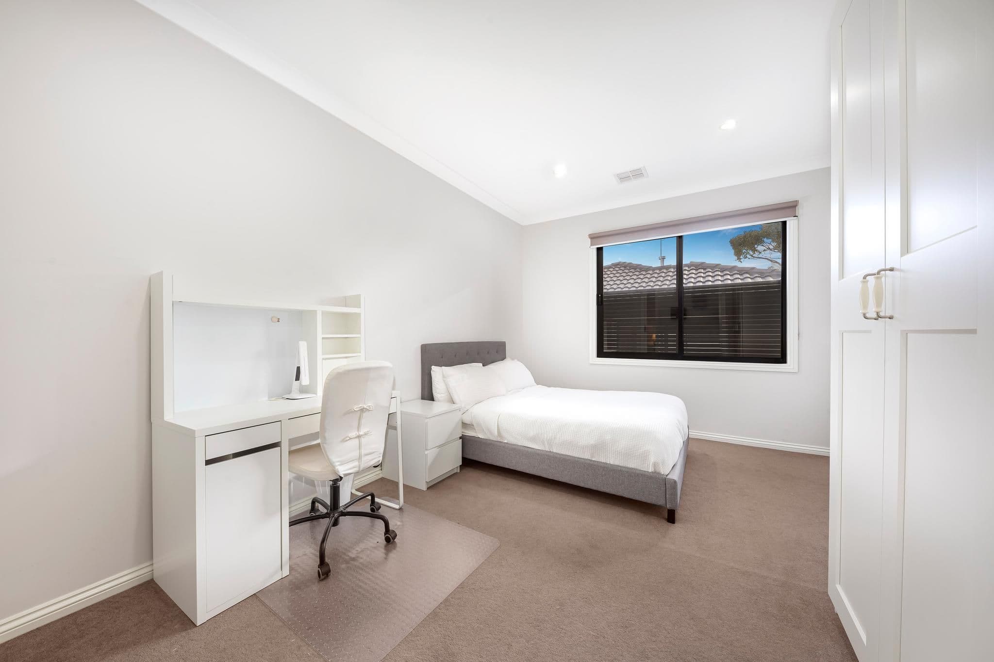 13 Edwards Street, Burwood VIC 3125, Burwood - Thumbnail 6