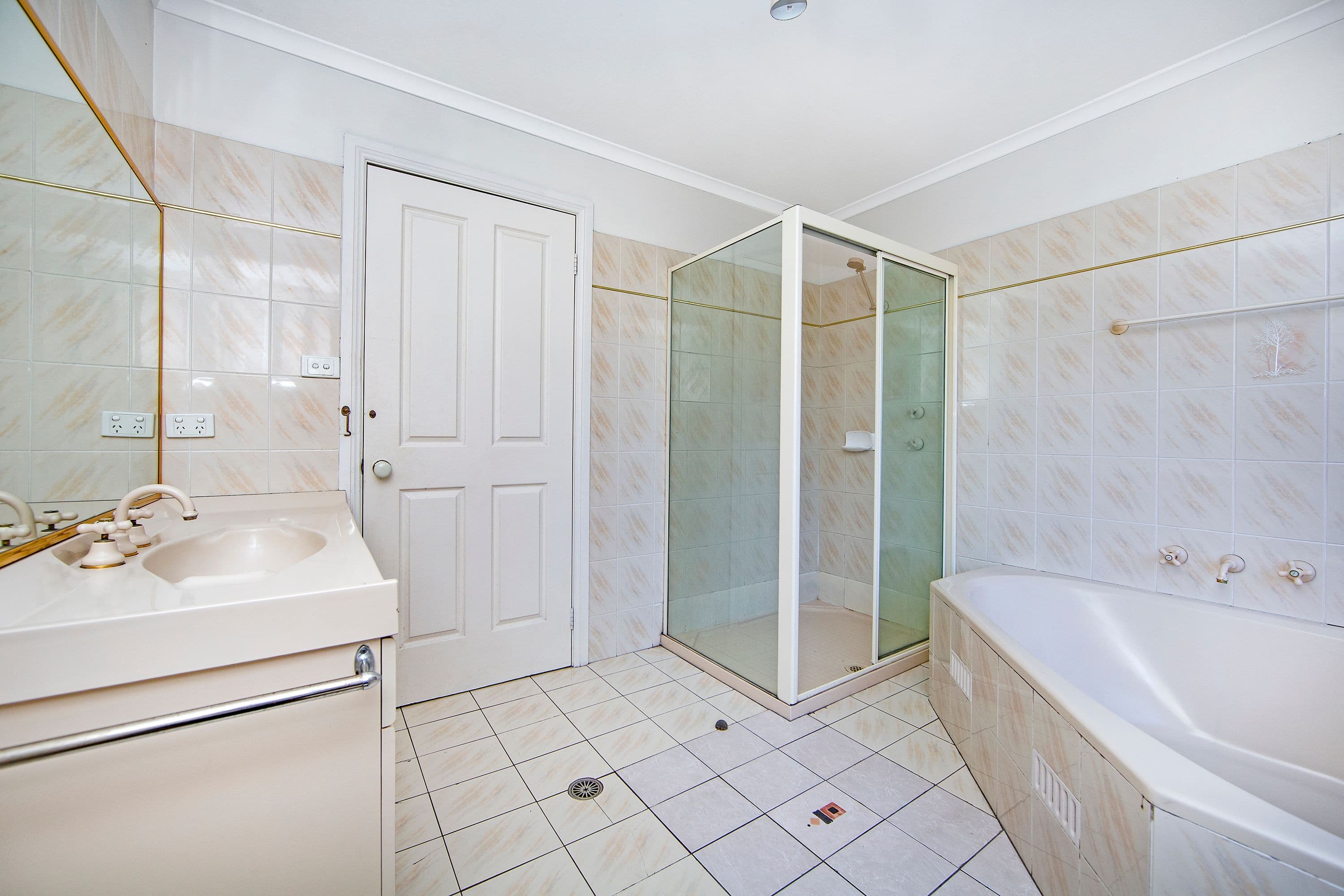 11 Derwent Drive, Lake Haven NSW 2263, Lake Haven - Thumbnail 4