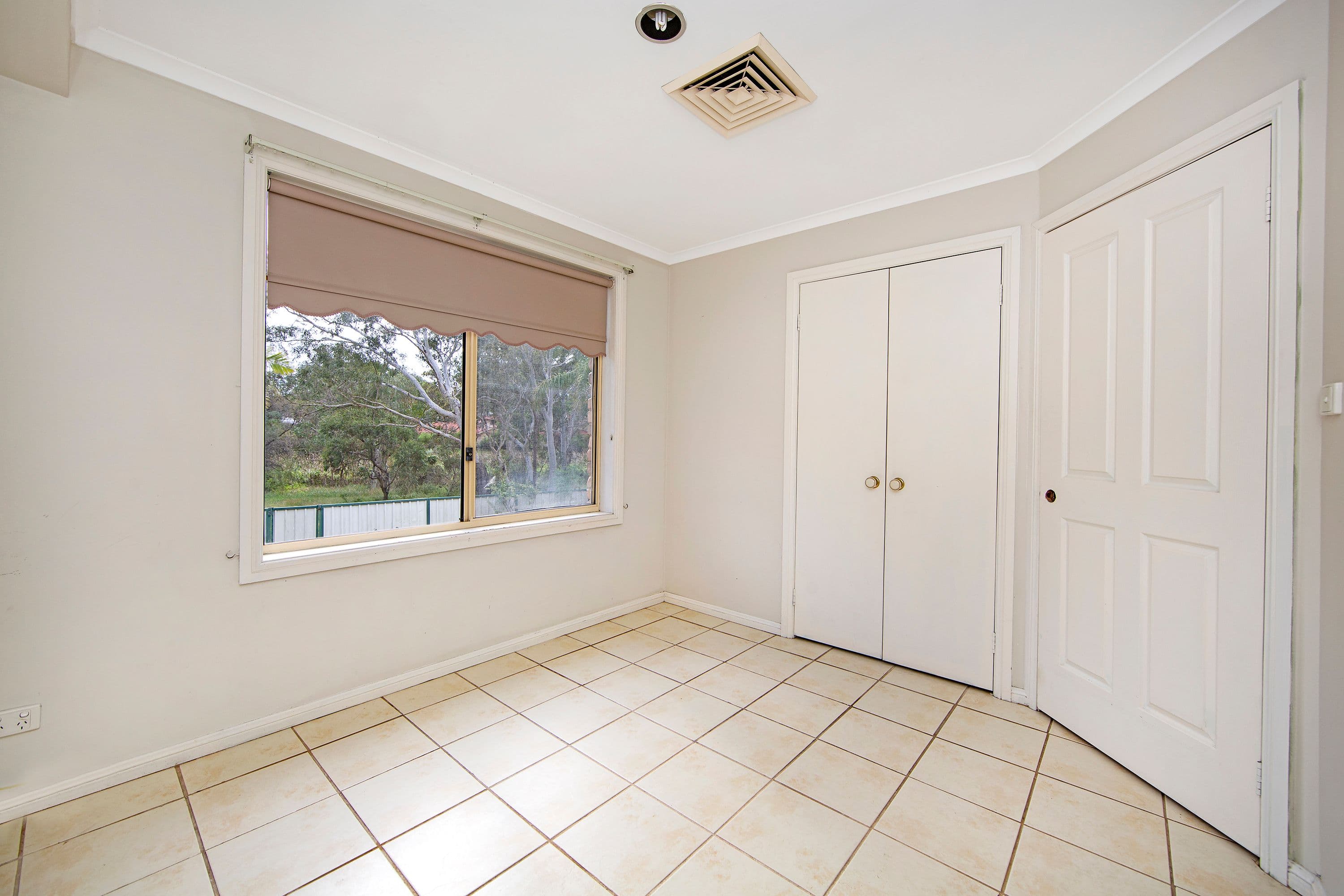 11 Derwent Drive, Lake Haven NSW 2263, Lake Haven - Thumbnail 5
