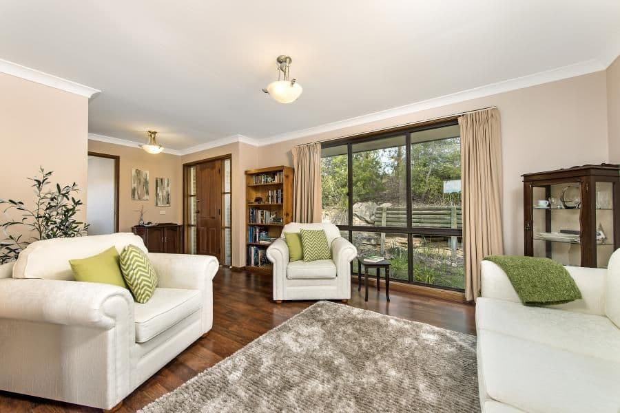 8 Daniel Close, CHERRYBROOK NSW 2126, Cherrybrook - Thumbnail 2