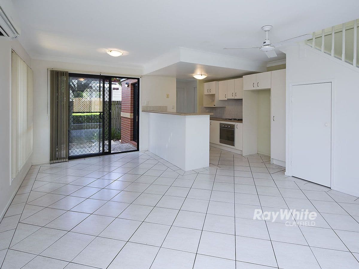 23 Emerald Street, Kedron QLD 4031, Kedron - Thumbnail 2