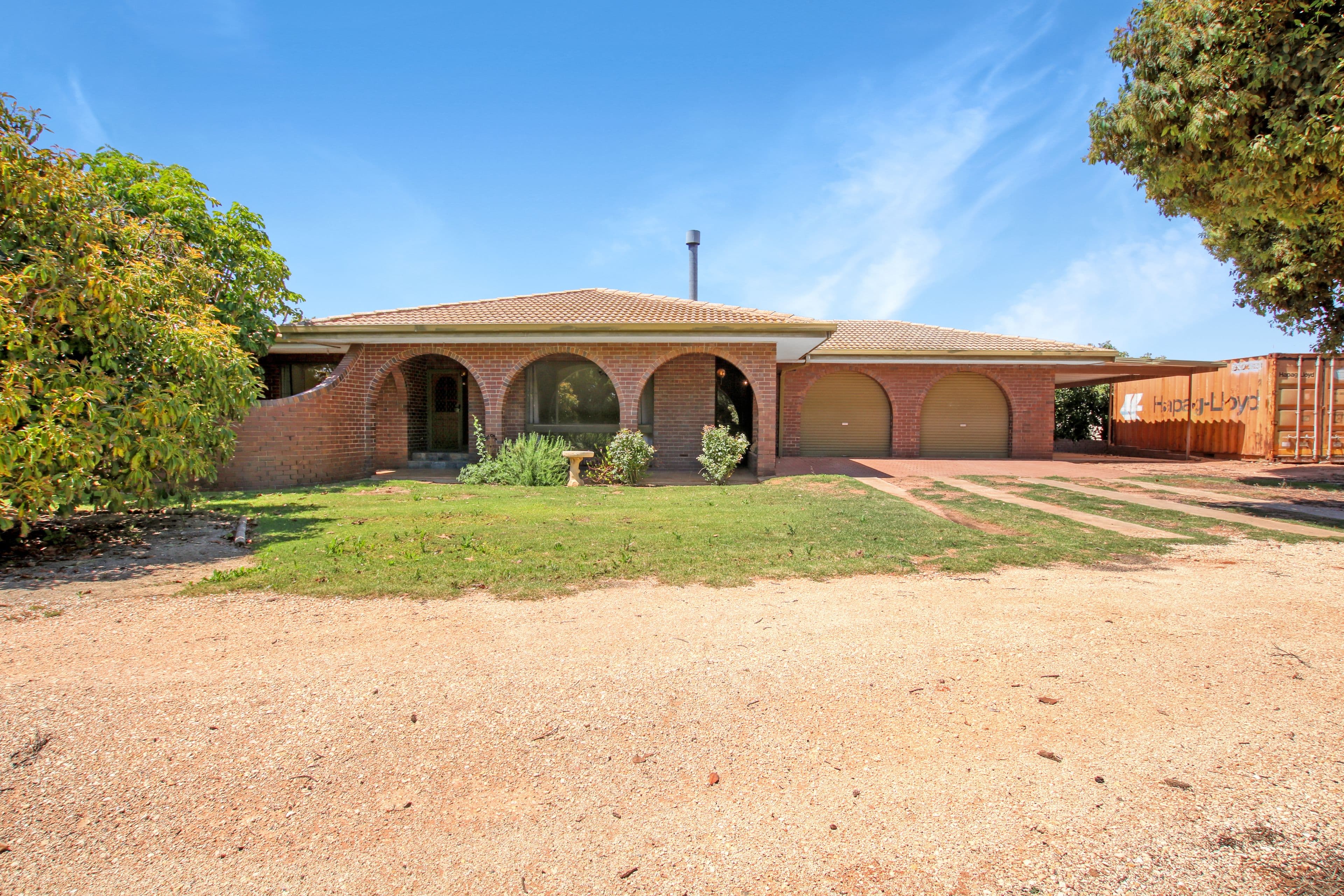 4 Benlow Road, Waikerie SA 5330, Waikerie - Image 1
