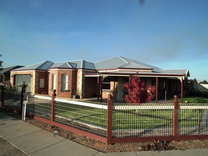 2 Tarquin Place, NAGAMBIE VIC 3608, Nagambie - Image 1