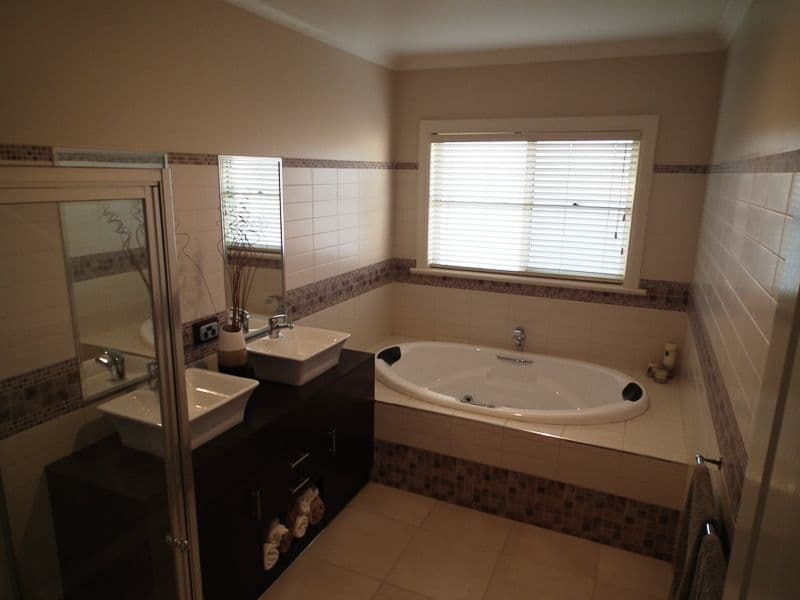 2 Tarquin Place, NAGAMBIE VIC 3608, Nagambie - Thumbnail 6