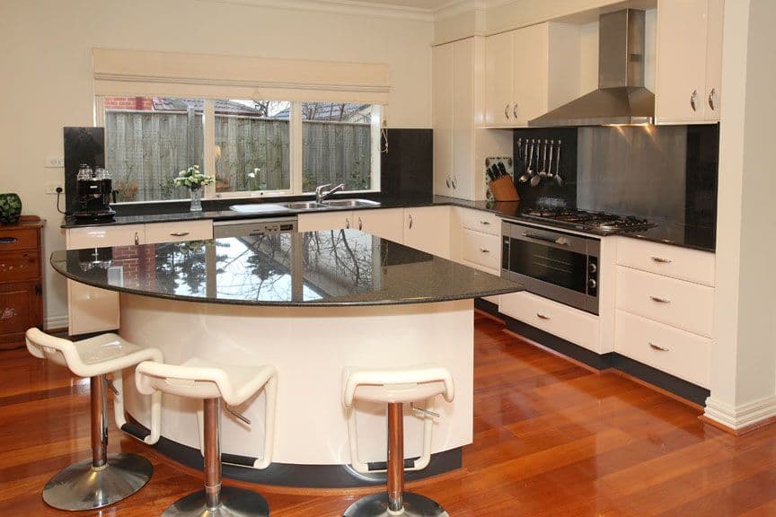 7 Spring Rise, GLEN WAVERLEY VIC 3150, Glen Waverley - Thumbnail 3