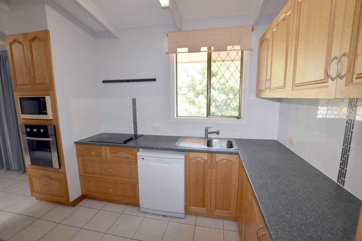 219 Sun Valley Road, Kin Kora QLD 4680, Kin Kora - Thumbnail 4