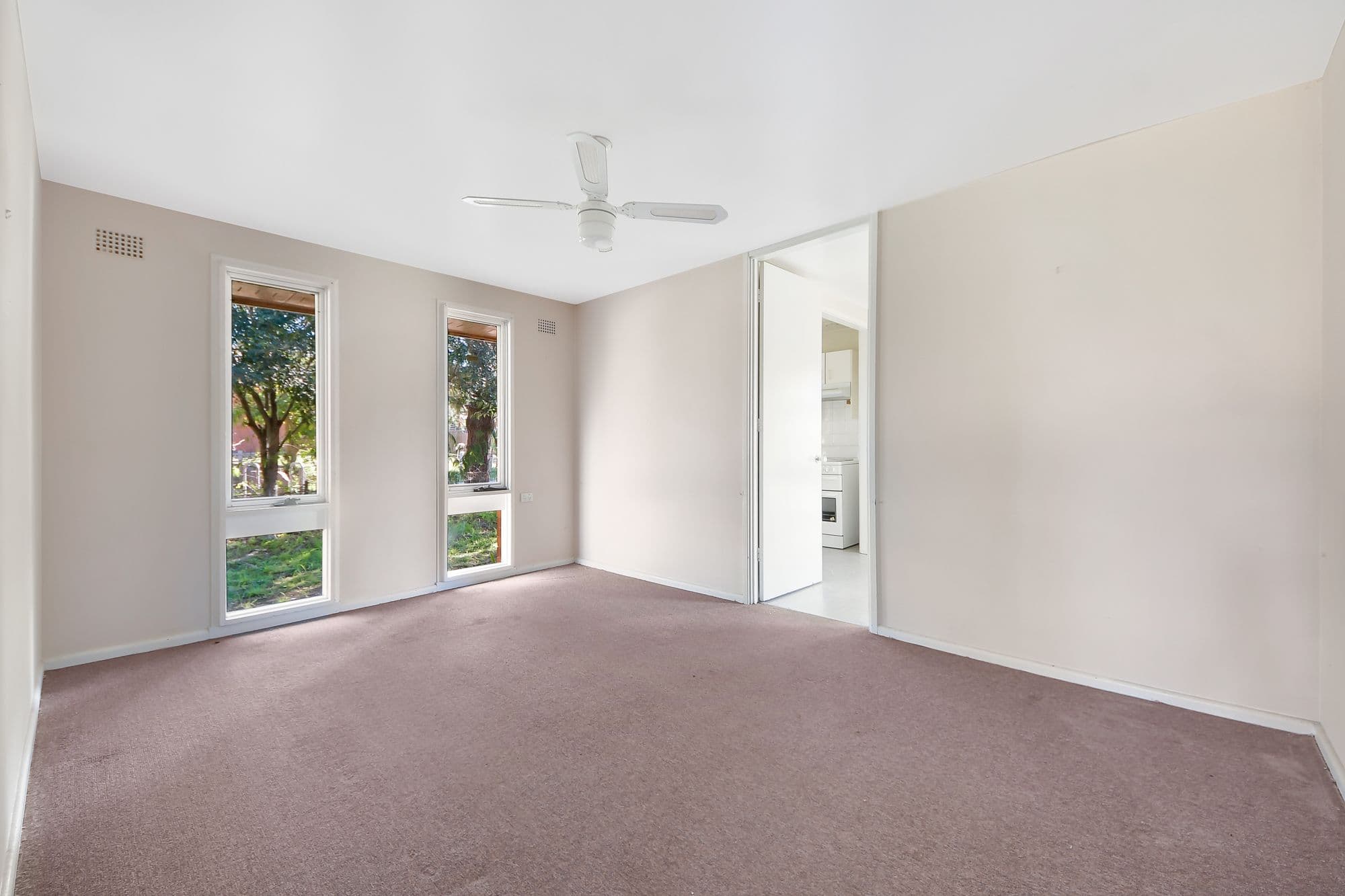 12 Falkiner Way, Airds - Thumbnail 3