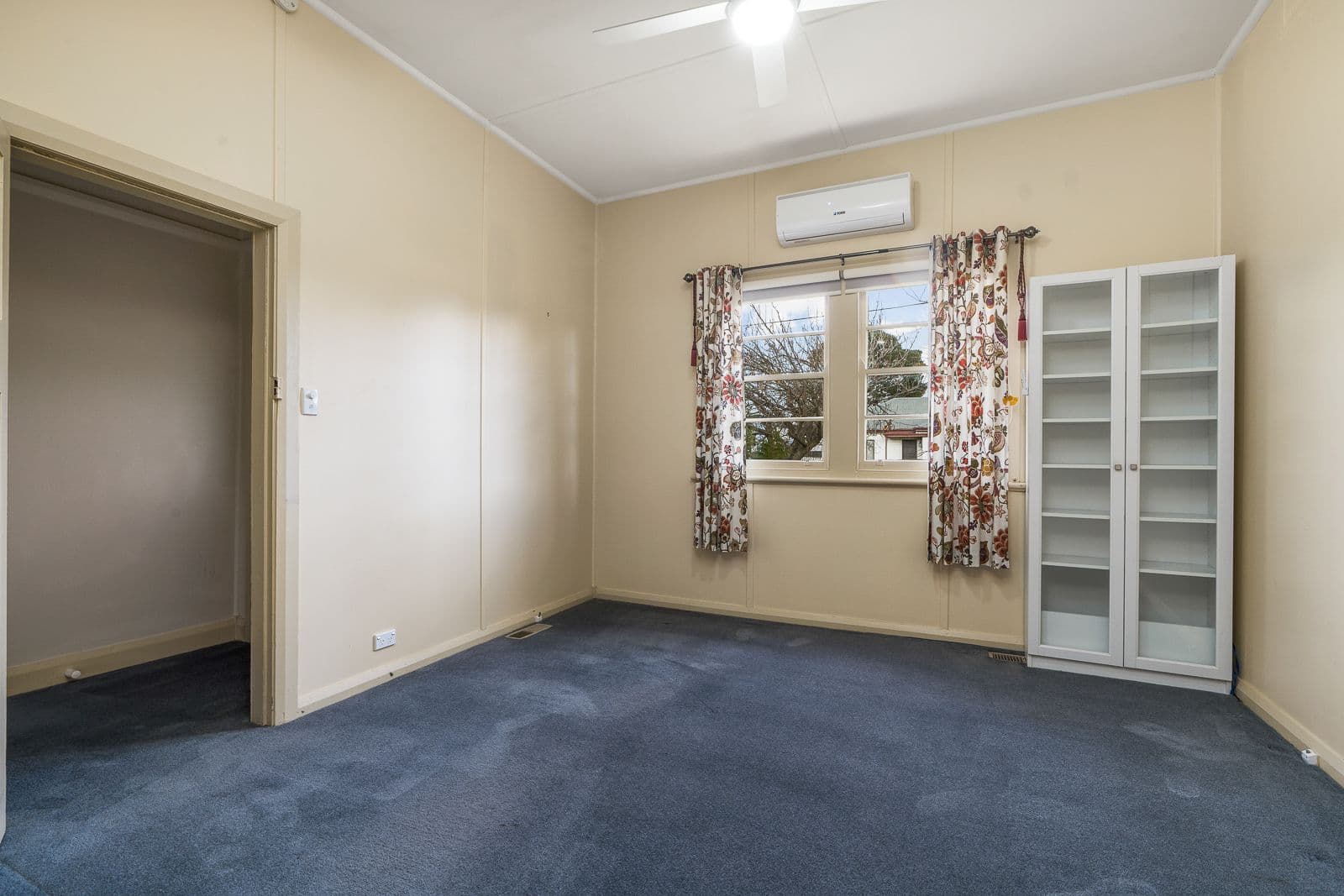 17 Carrington Avenue, Oberon NSW 2787, Oberon - Thumbnail 2