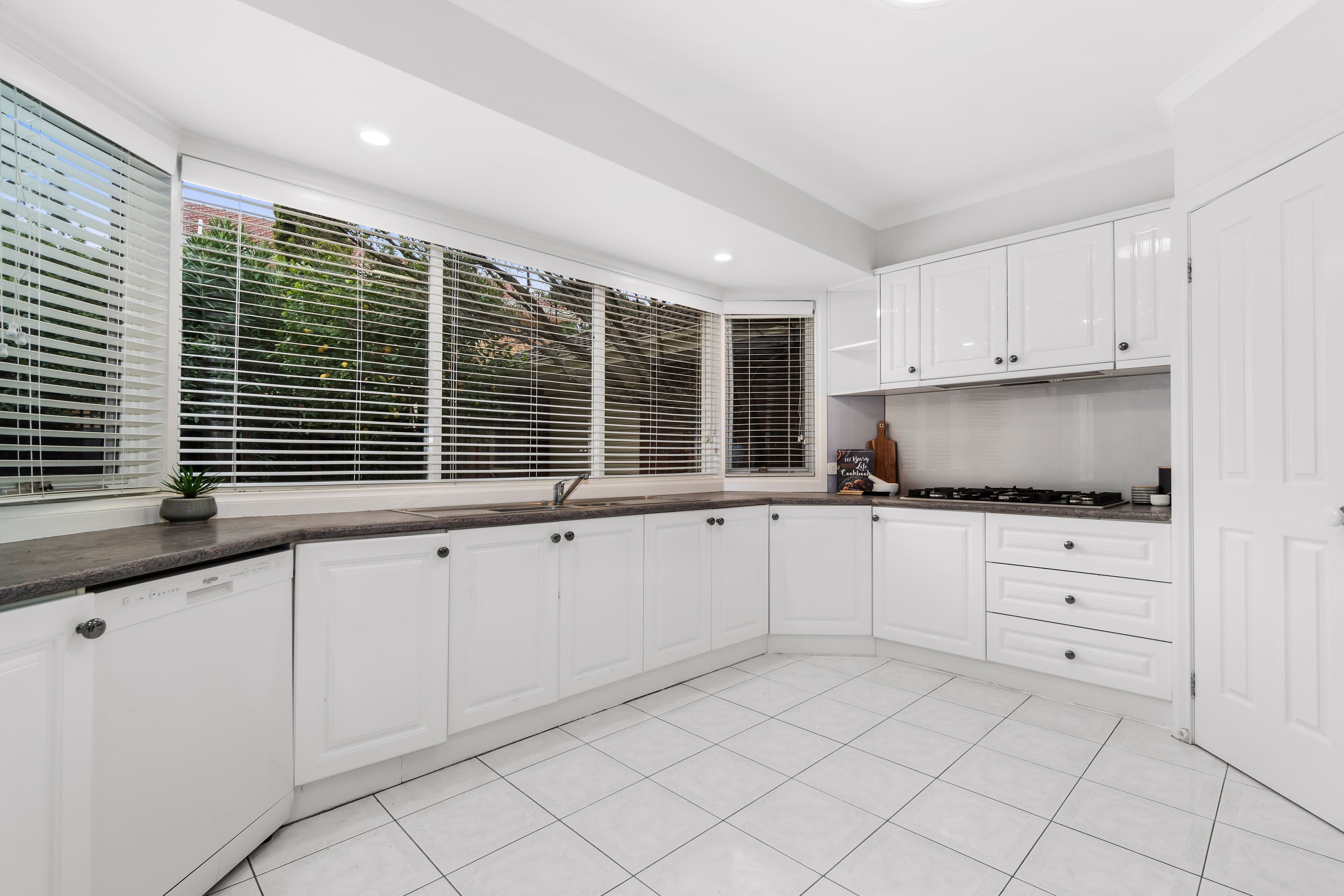 2 Ling Drive, Rowville VIC 3178, Rowville - Thumbnail 5