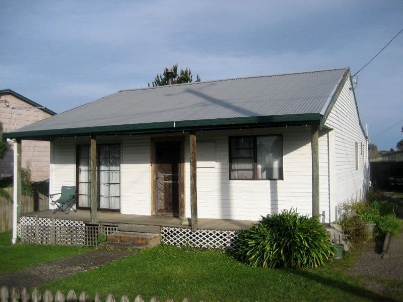 11 Lynch Street, STRAHAN TAS 7468, Strahan - Thumbnail 2