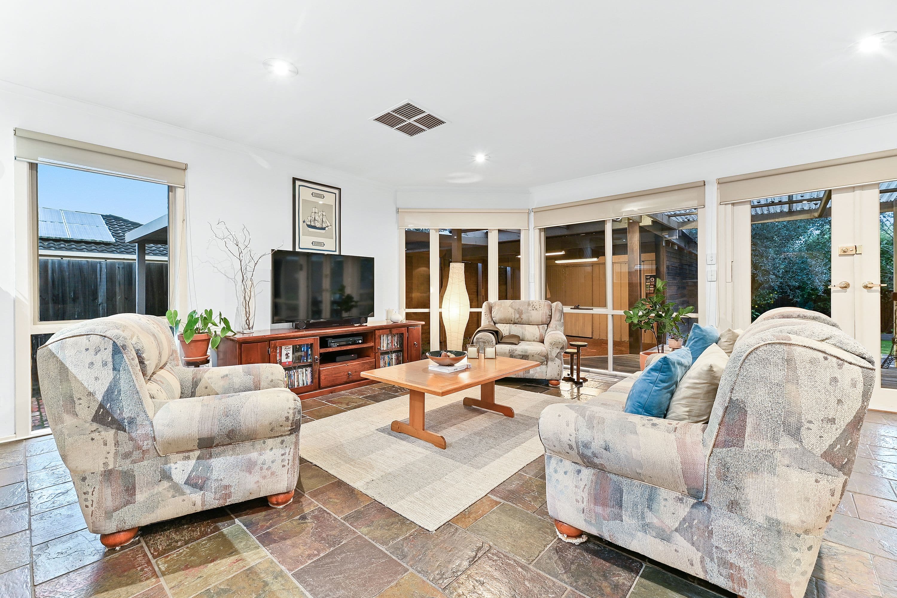 39 Camelot Drive, Glen Waverley VIC 3150, Glen Waverley - Thumbnail 6