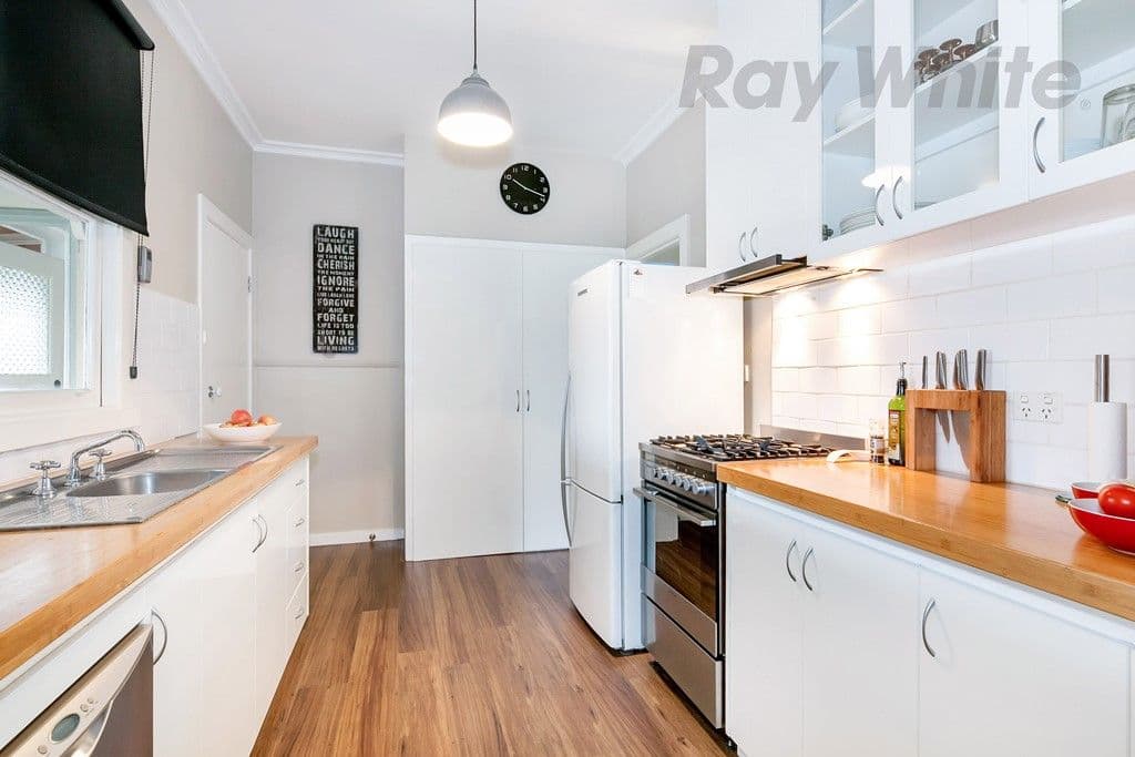 19 Hurley Street, Ballarat North VIC 3350, Ballarat North - Thumbnail 3