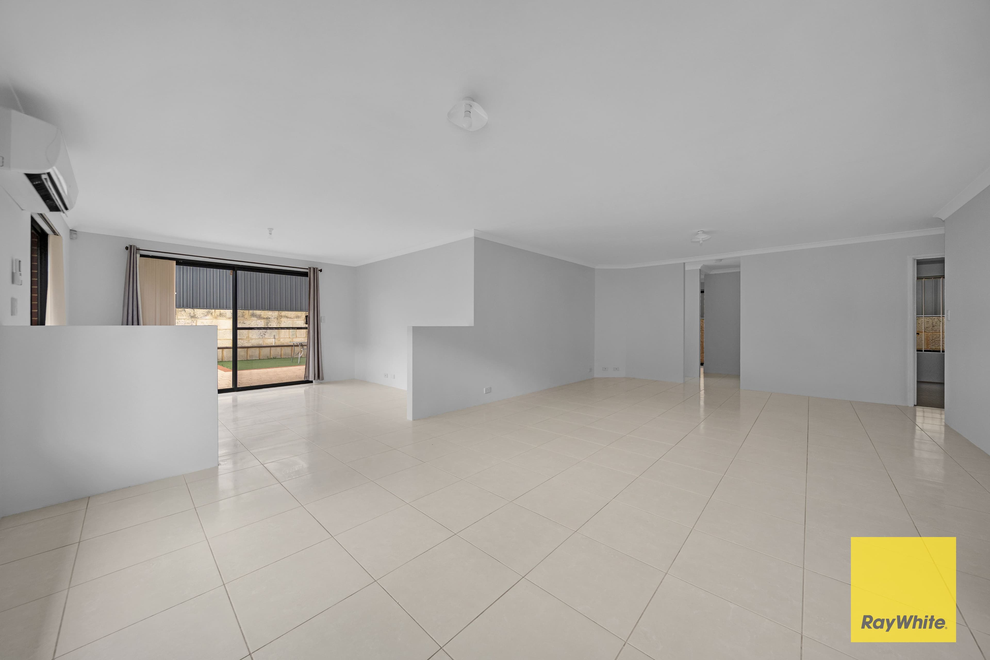14 Dillwynia Bend, Banksia Grove WA 6031, Banksia Grove - Thumbnail 4