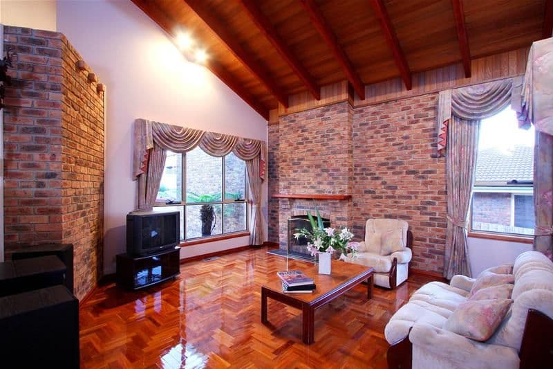 87 Edmund Rice Parade, WATSONIA NORTH VIC 3087, Watsonia North - Thumbnail 2