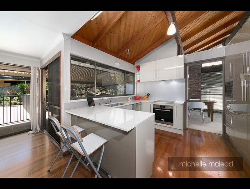 42 Goolman Street, Chapel Hill QLD 4069, Chapel Hill - Thumbnail 5