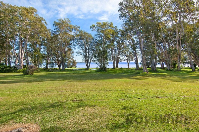 42 Leonard Avenue, TOUKLEY NSW 2263, Toukley - Thumbnail 2