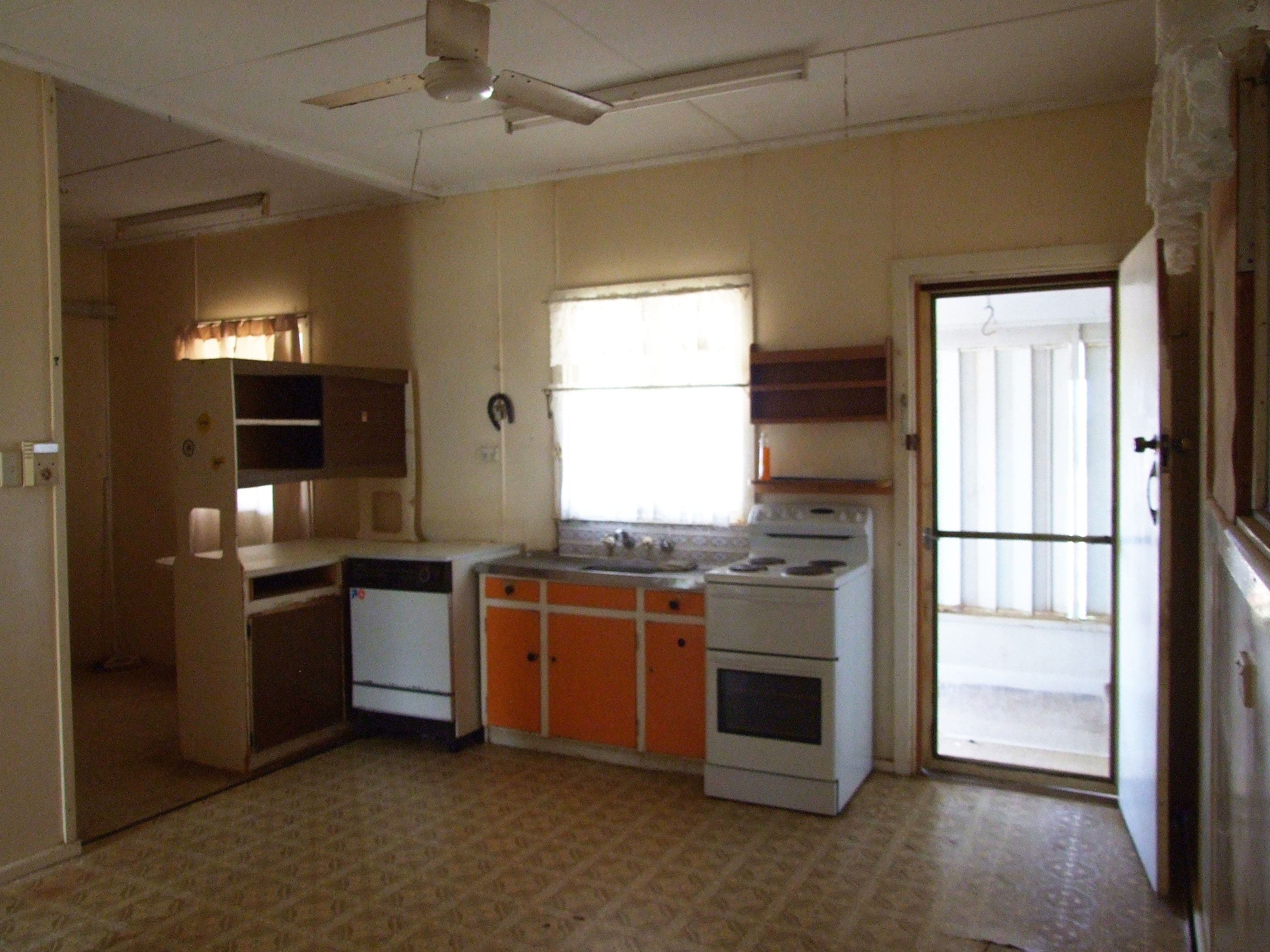 159 Cassowary Street, Longreach QLD 4730, Longreach - Thumbnail 4