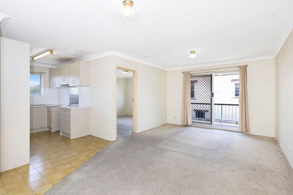 32 Beatrice Street, Greenslopes QLD 4120, Greenslopes - Thumbnail 2