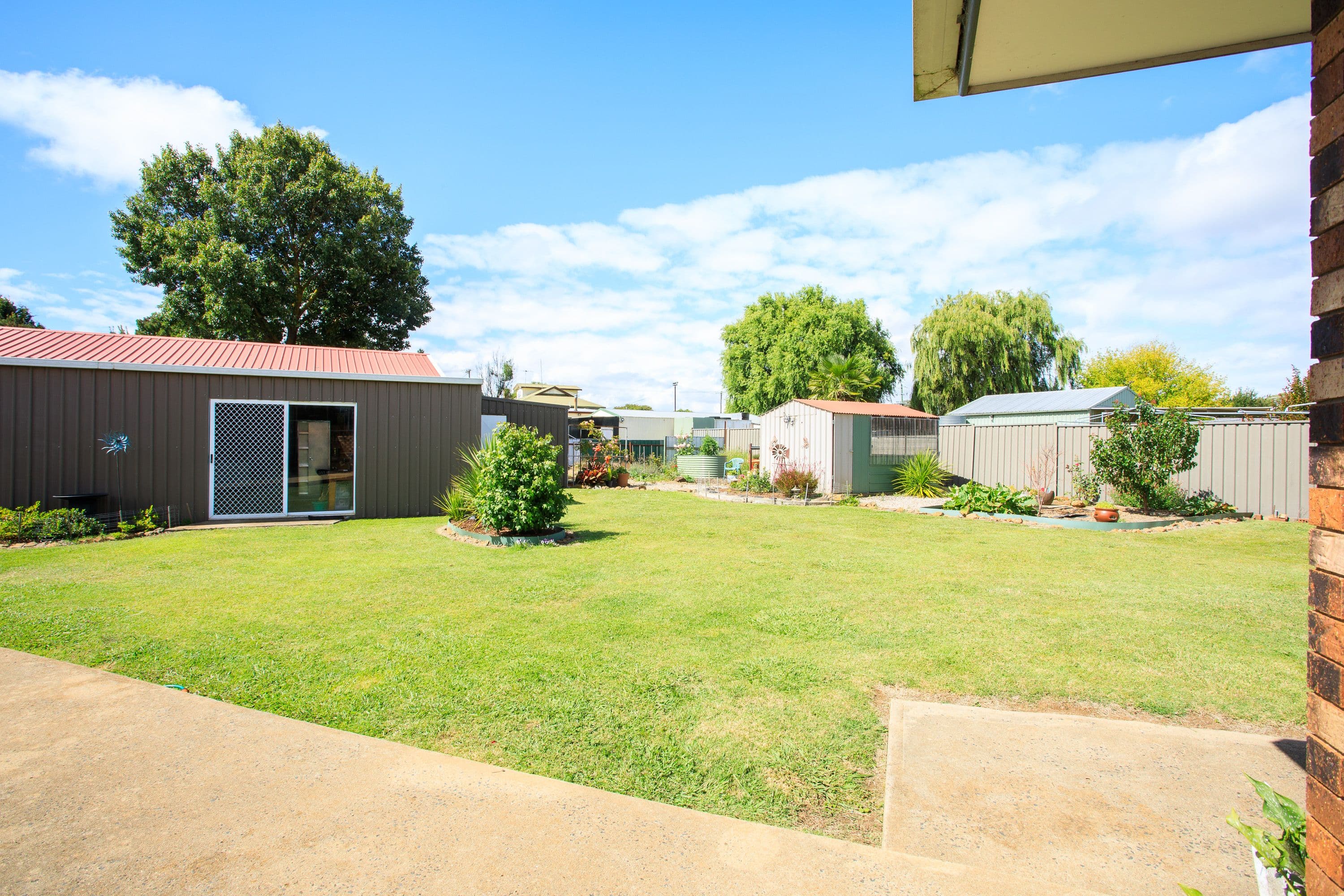 27 Nincoola Street, Guyra NSW 2365, Guyra - Thumbnail 2