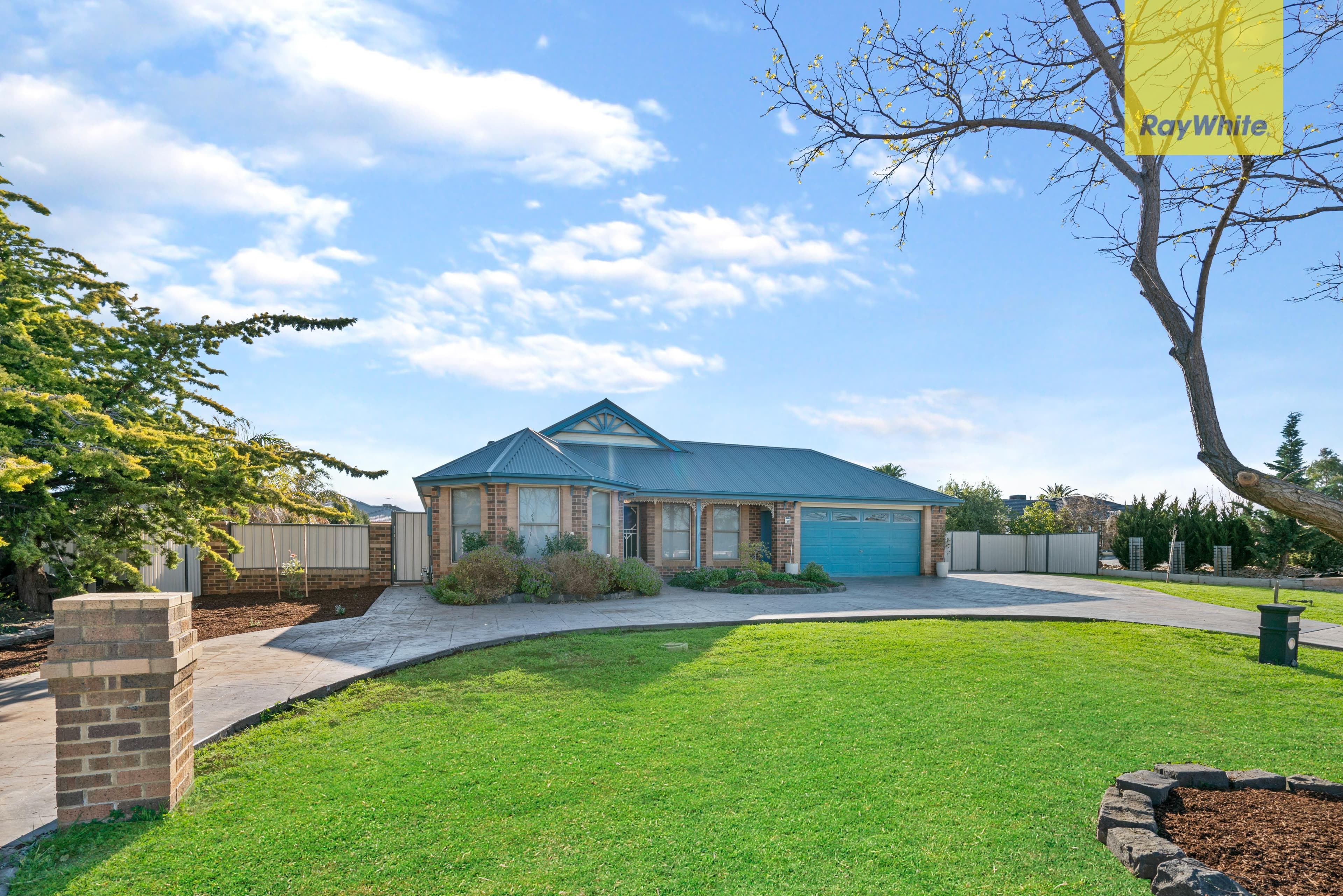 18 Rupertswood Drive, Brookfield VIC 3338, Brookfield - Thumbnail 2
