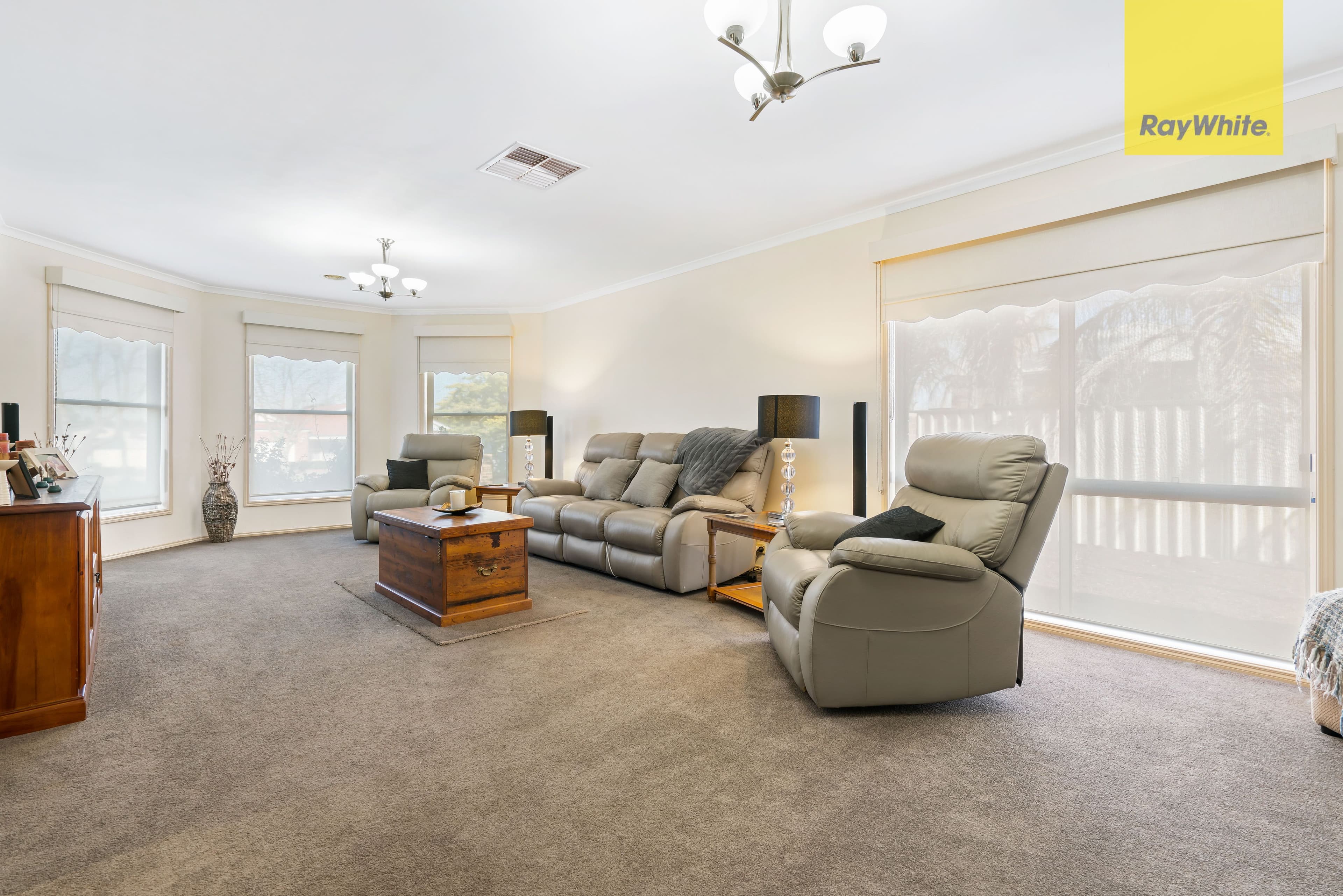 18 Rupertswood Drive, Brookfield VIC 3338, Brookfield - Thumbnail 3