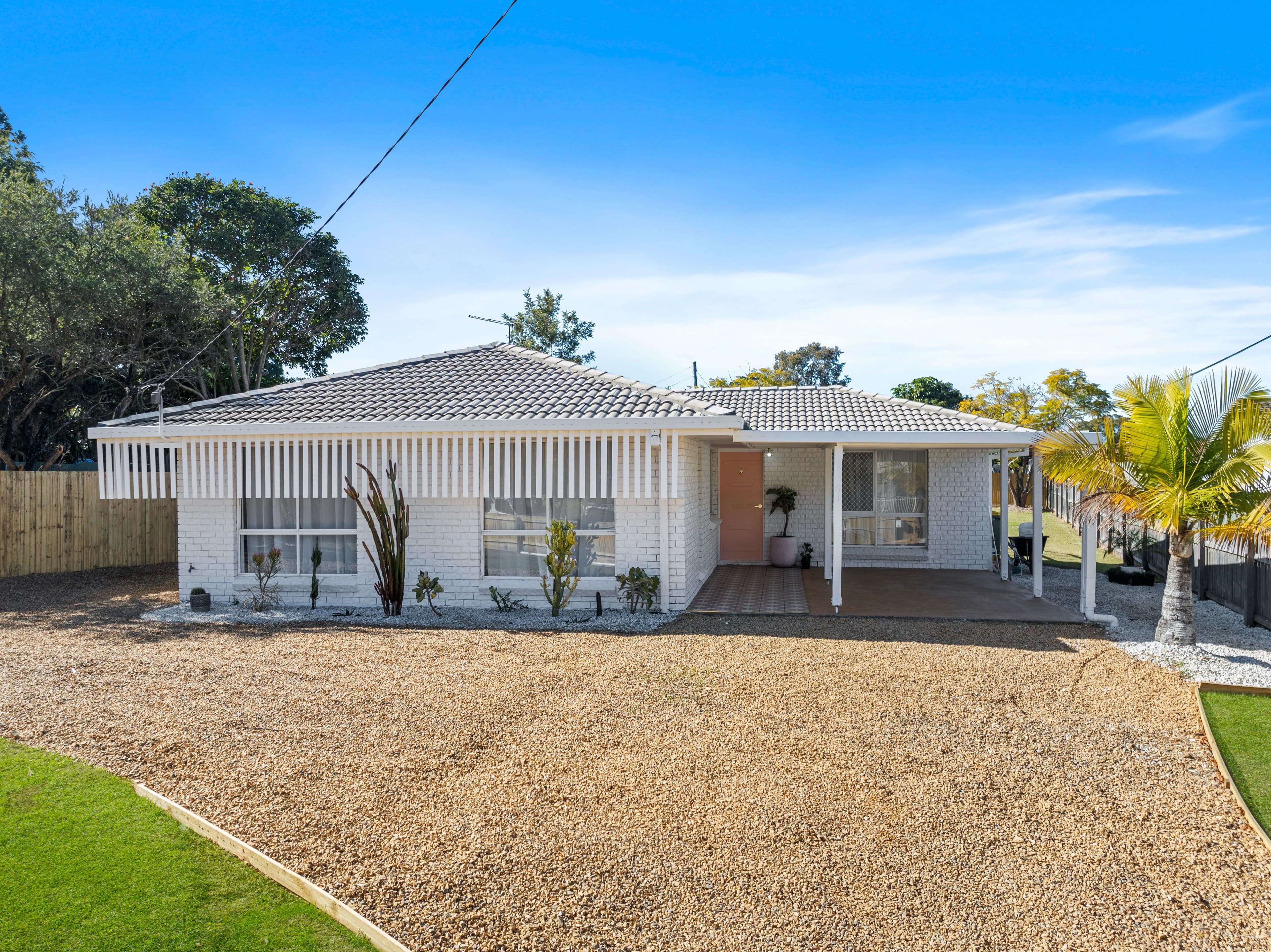 64 Anchusa Street, Kingston QLD 4114, Kingston - Thumbnail 3