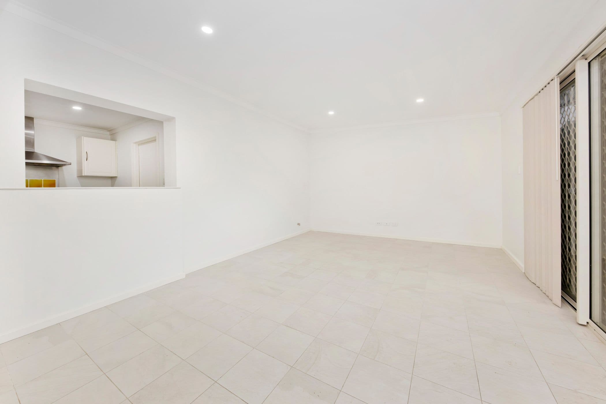 2 Clabon Street, Girrawheen WA 6064, Girrawheen - Thumbnail 6