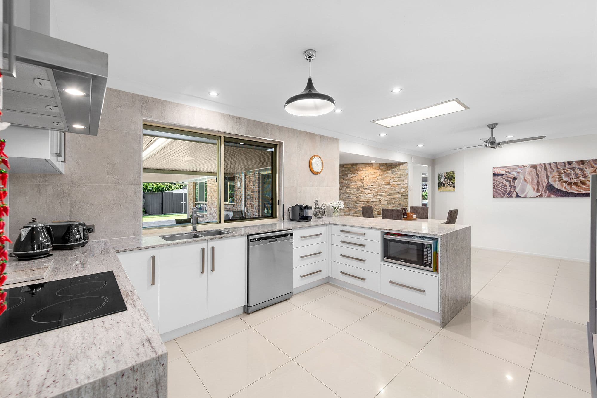 18 Glenvillan Place, Bridgeman Downs QLD 4035, Bridgeman Downs - Thumbnail 5