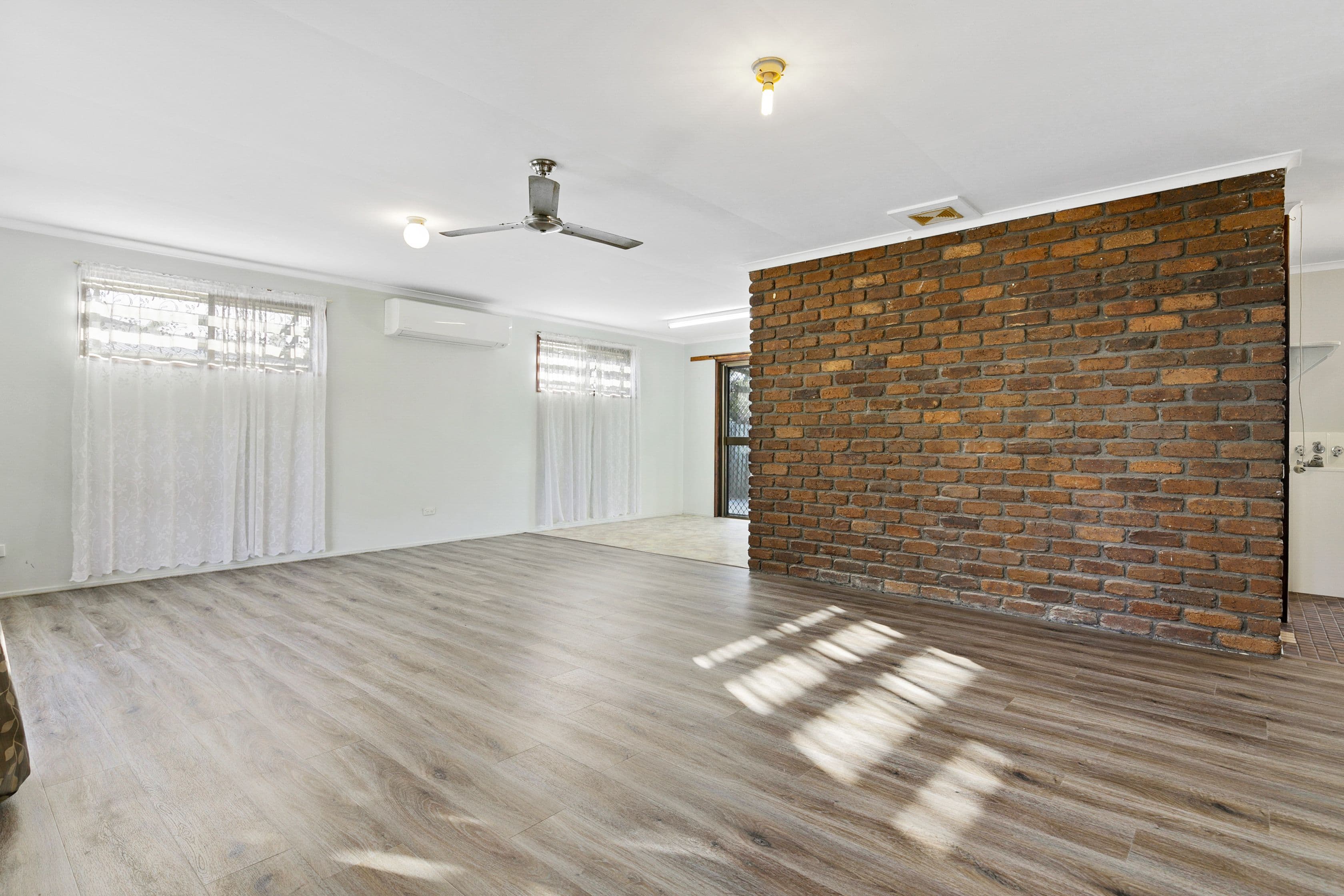 22 Shell Street, Urangan QLD 4655, Urangan - Thumbnail 4