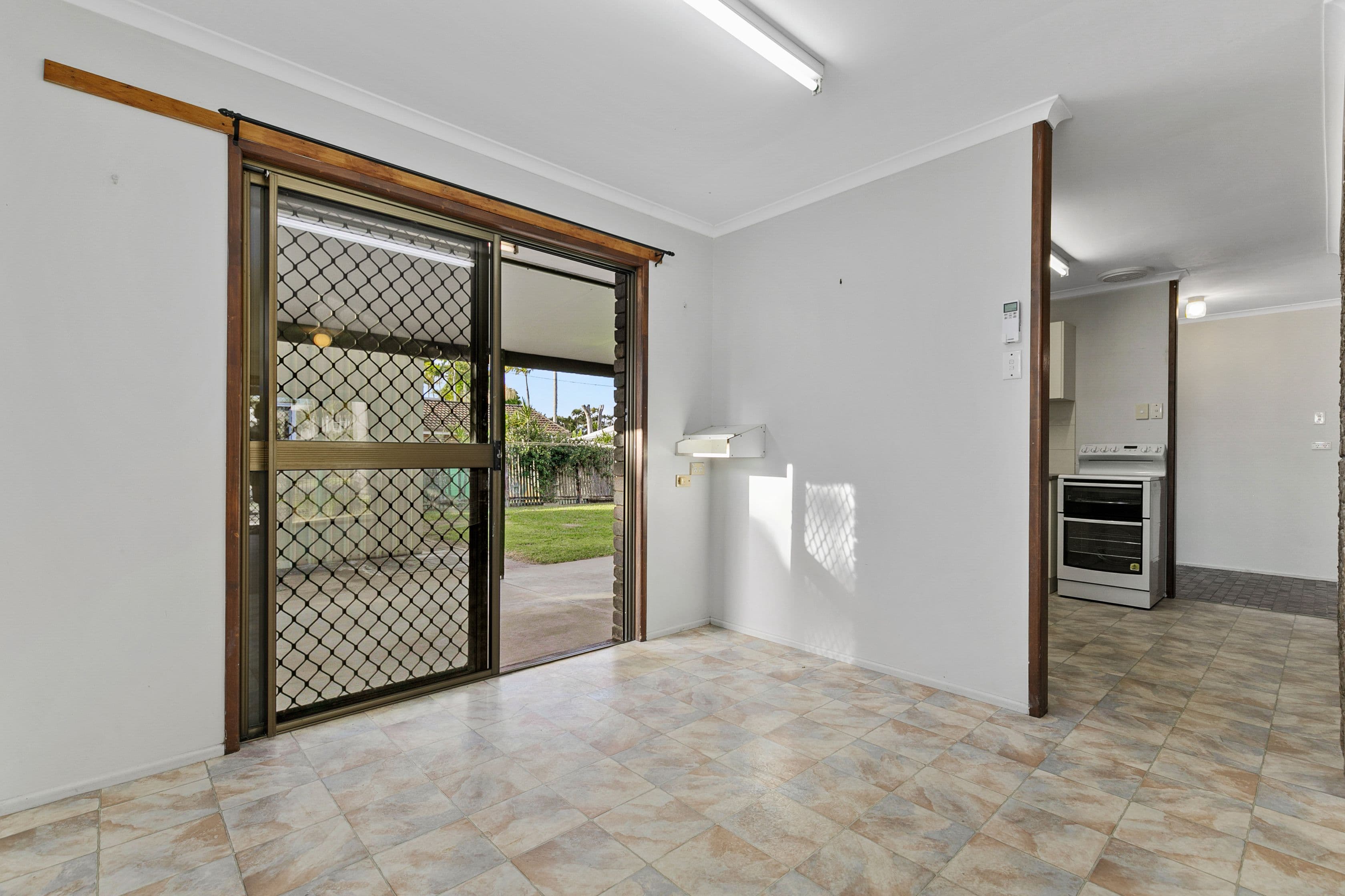 22 Shell Street, Urangan QLD 4655, Urangan - Thumbnail 6