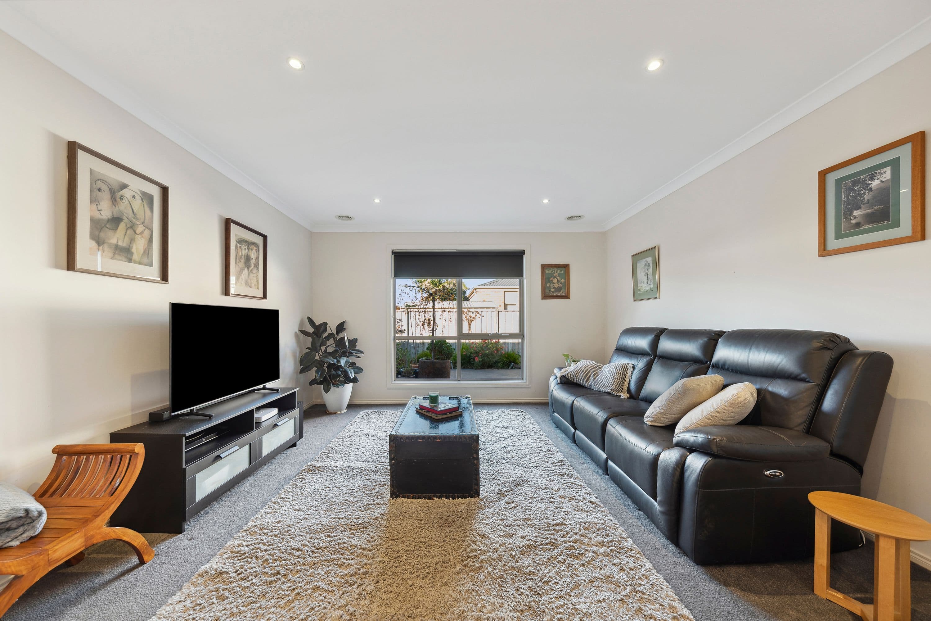 17 Greendale Boulevard, Pakenham VIC 3810, Pakenham - Thumbnail 2