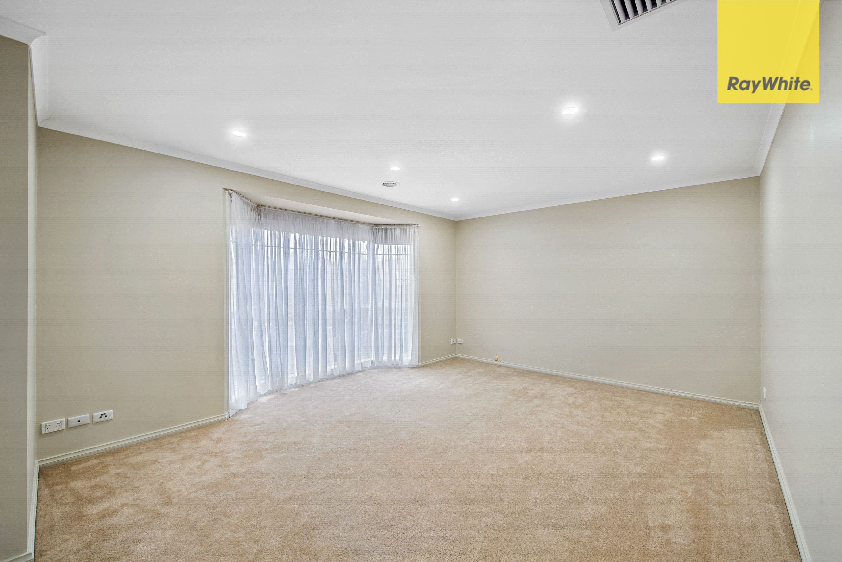 56 Hannah Avenue, Hillside VIC 3037, Hillside - Thumbnail 3