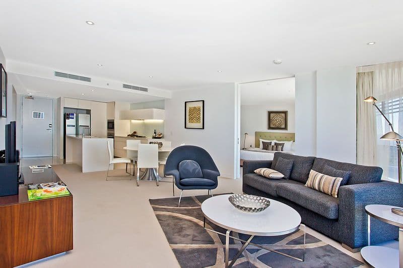 3102 'Oracle', 4 Charles Avenue, BROADBEACH QLD 4218, Broadbeach - Thumbnail 4